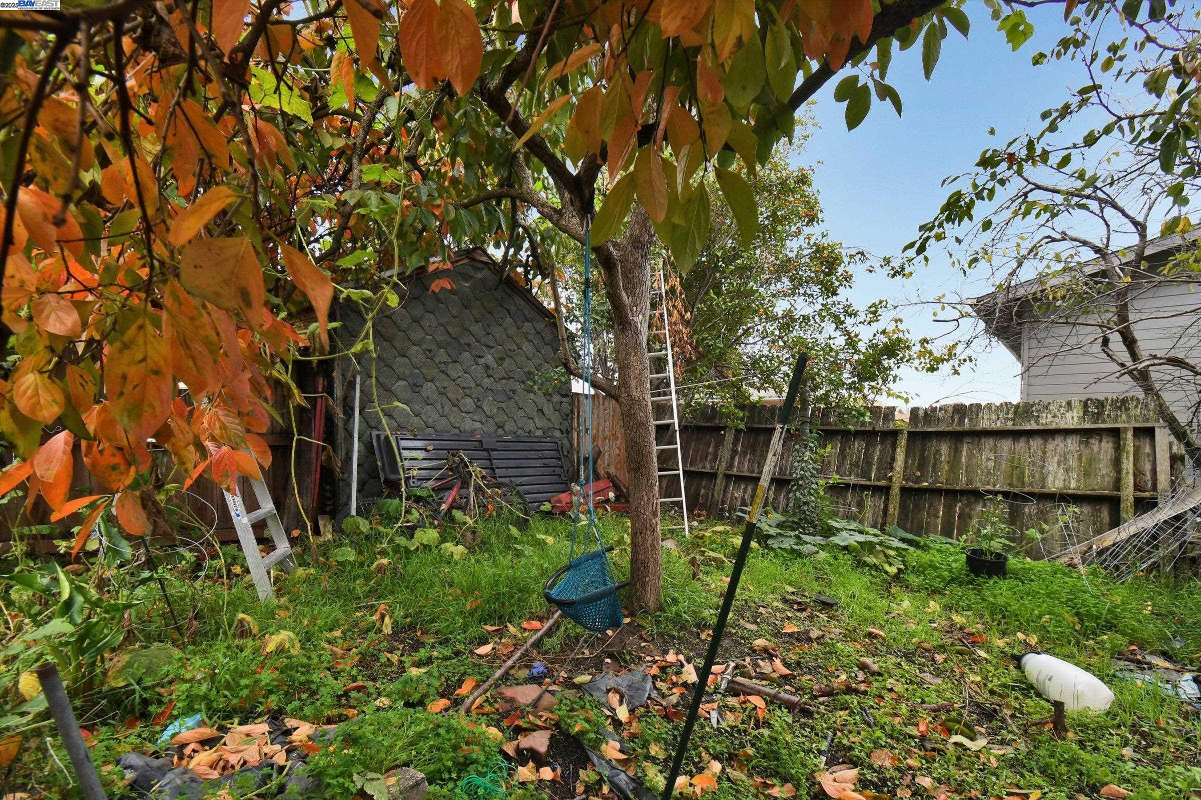 Detail Gallery Image 33 of 38 For 1506 52nd Ave, Oakland,  CA 94601 - 4 Beds | 2 Baths