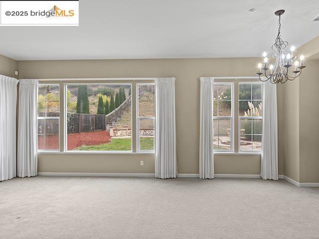 Detail Gallery Image 2 of 22 For 28818 Bailey Ranch Road, Hayward,  CA 94542-2169 - 5 Beds | 4 Baths