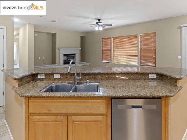 Detail Gallery Image 7 of 22 For 28818 Bailey Ranch Road, Hayward,  CA 94542-2169 - 5 Beds | 4 Baths