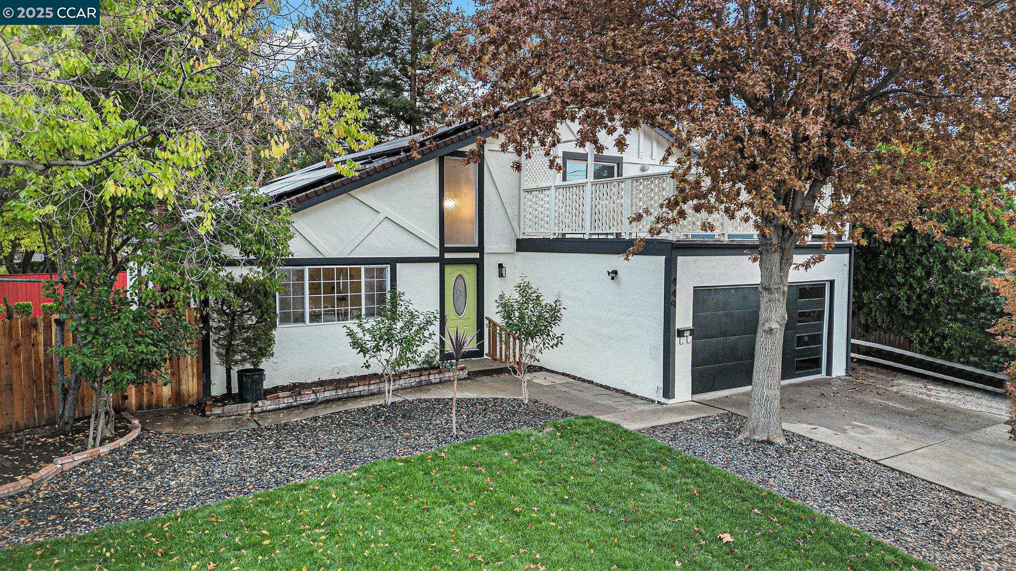 Front Image Thumbnail for CC41117720