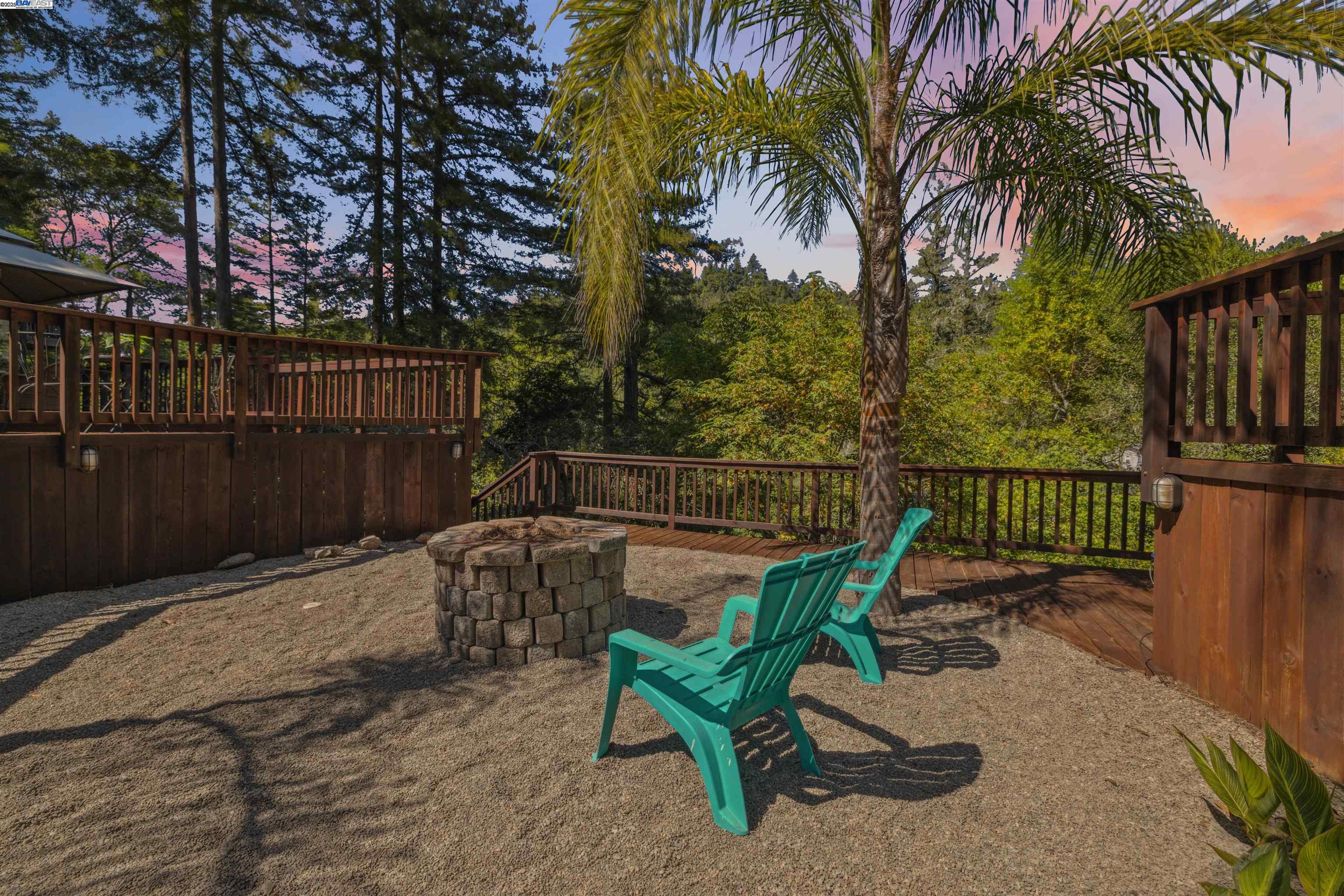 Detail Gallery Image 3 of 5 For 10510 Highway 9, Ben Lomond,  CA 95005 - 4 Beds | 3 Baths