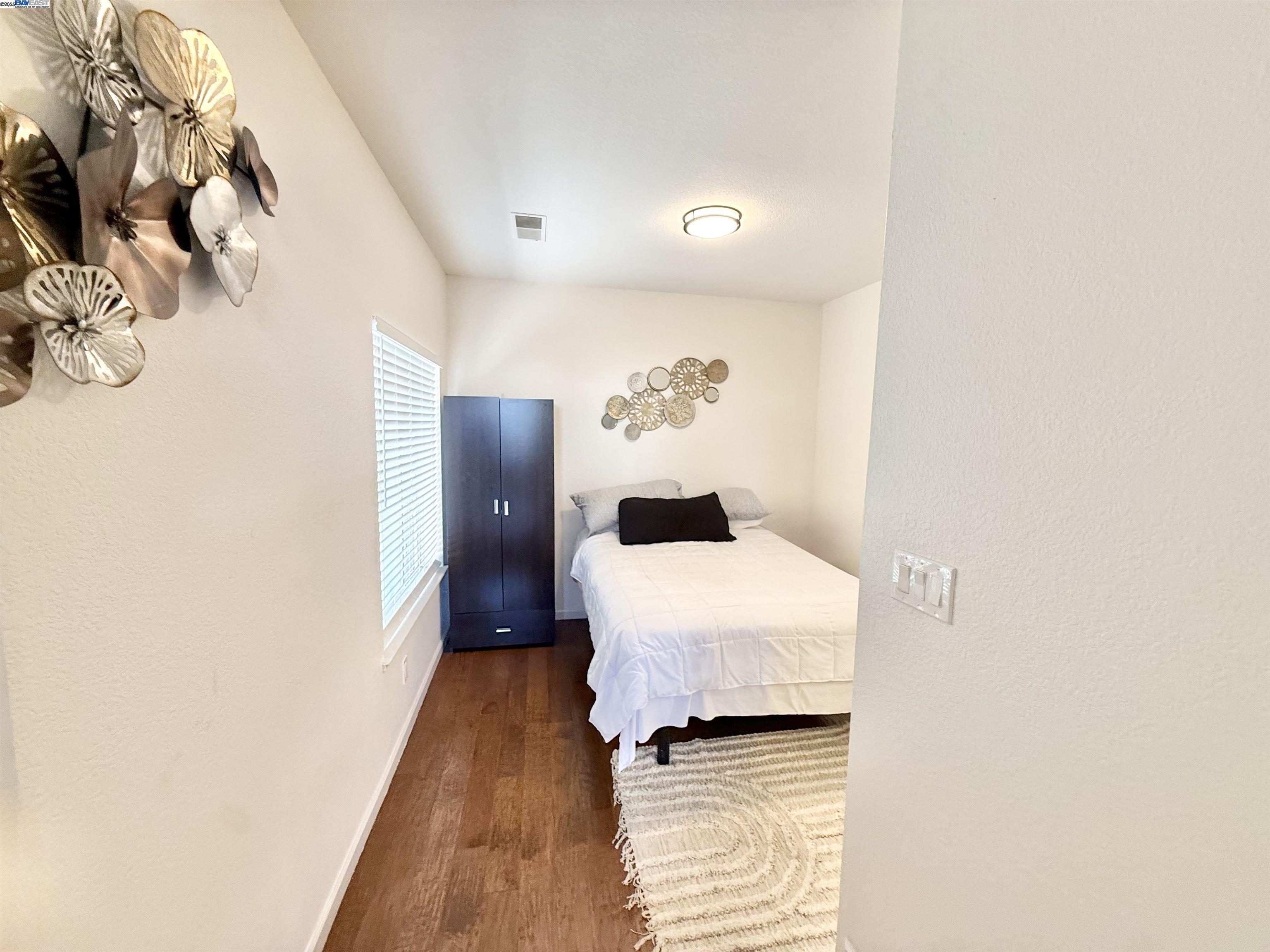 Detail Gallery Image 25 of 39 For 3601 Balfour Ln, Modesto,  CA 95357 - 4 Beds | 3 Baths