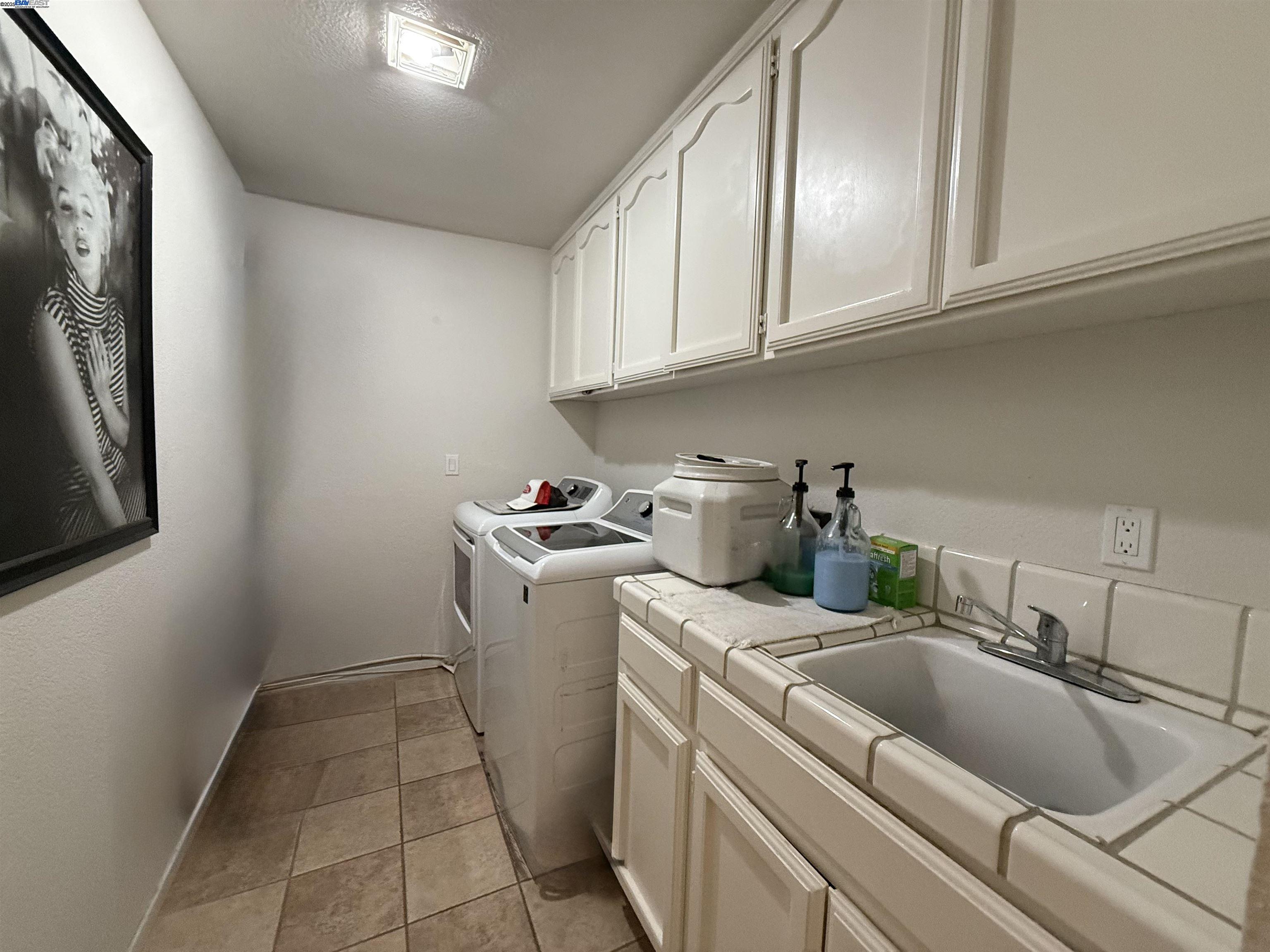 Detail Gallery Image 28 of 39 For 3601 Balfour Ln, Modesto,  CA 95357 - 4 Beds | 3 Baths