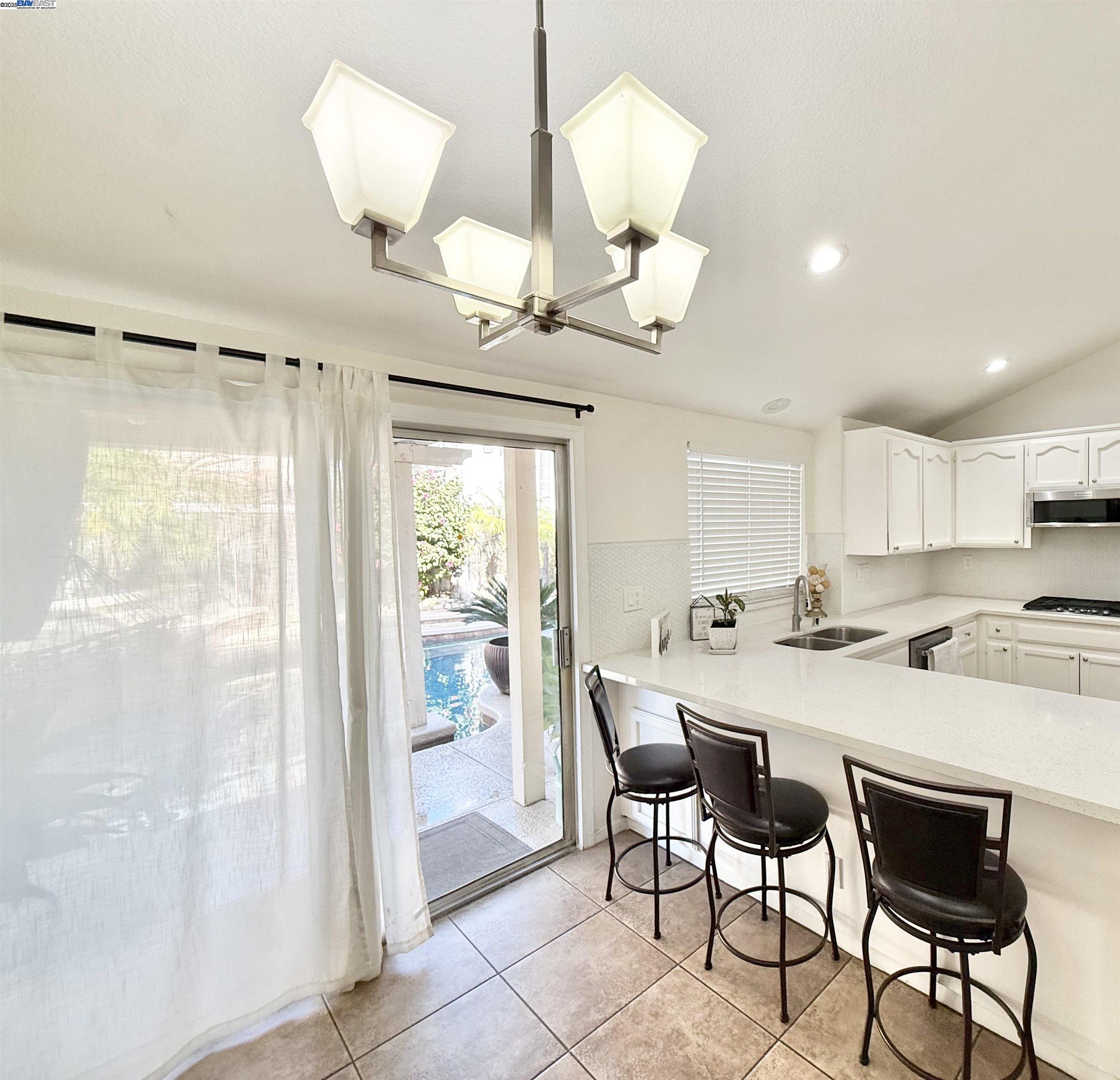 Detail Gallery Image 31 of 39 For 3601 Balfour Ln, Modesto,  CA 95357 - 4 Beds | 3 Baths