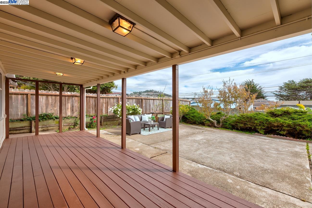 Detail Gallery Image 4 of 27 For 276 Sequoia Ave, South San Francisco,  CA 94080 - 3 Beds | 2 Baths