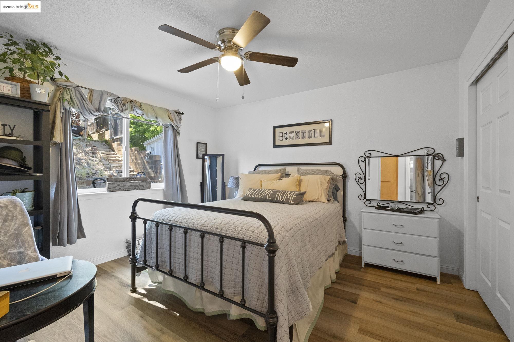 Detail Gallery Image 11 of 27 For 18520 Main Street, Tuolumne,  CA 95379 - 2 Beds | 1 Baths