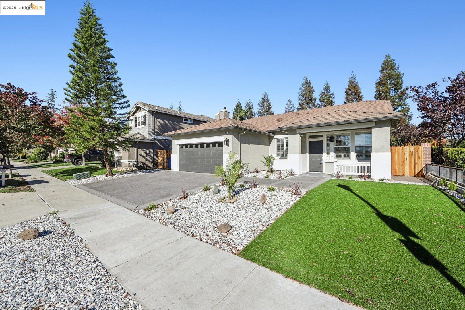 Detail Gallery Image 4 of 49 For 711 Thompsons Dr, Brentwood,  CA 94513 - 3 Beds | 2/1 Baths