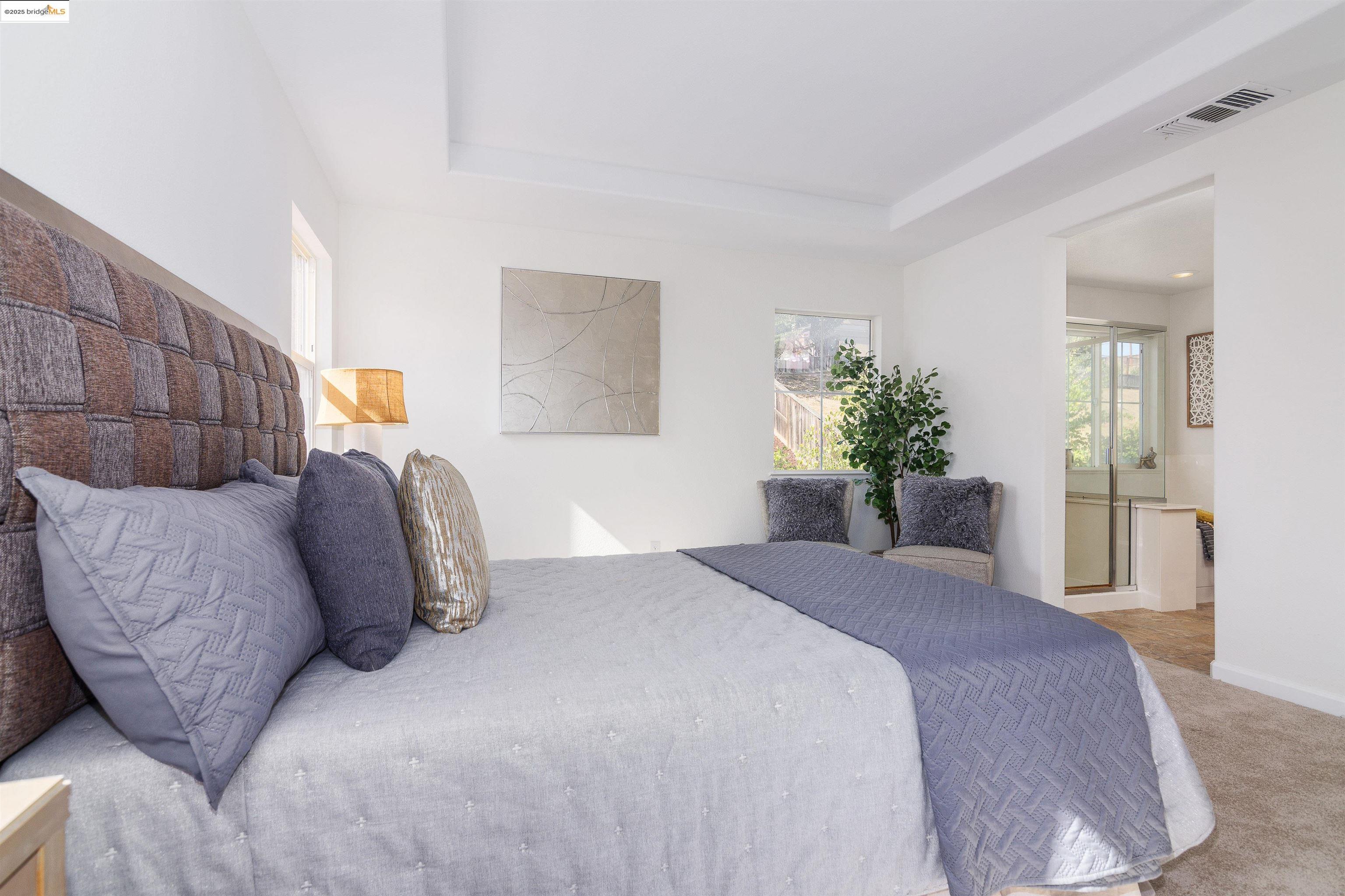 Detail Gallery Image 23 of 29 For 411 Canyon Ct, Vallejo,  CA 94591 - 3 Beds | 2/1 Baths