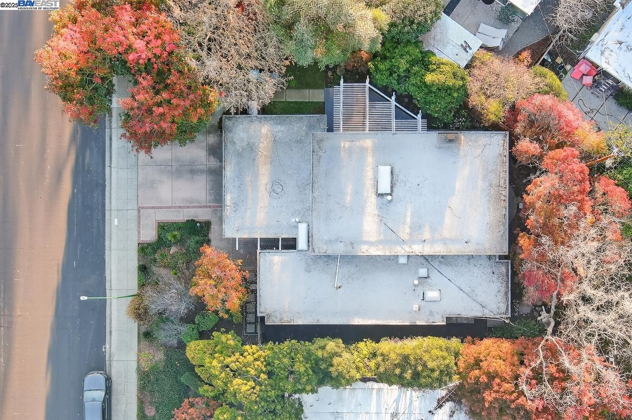 Detail Gallery Image 42 of 42 For 3482 Kenneth Dr, Palo Alto,  CA 94303 - 5 Beds | 2 Baths