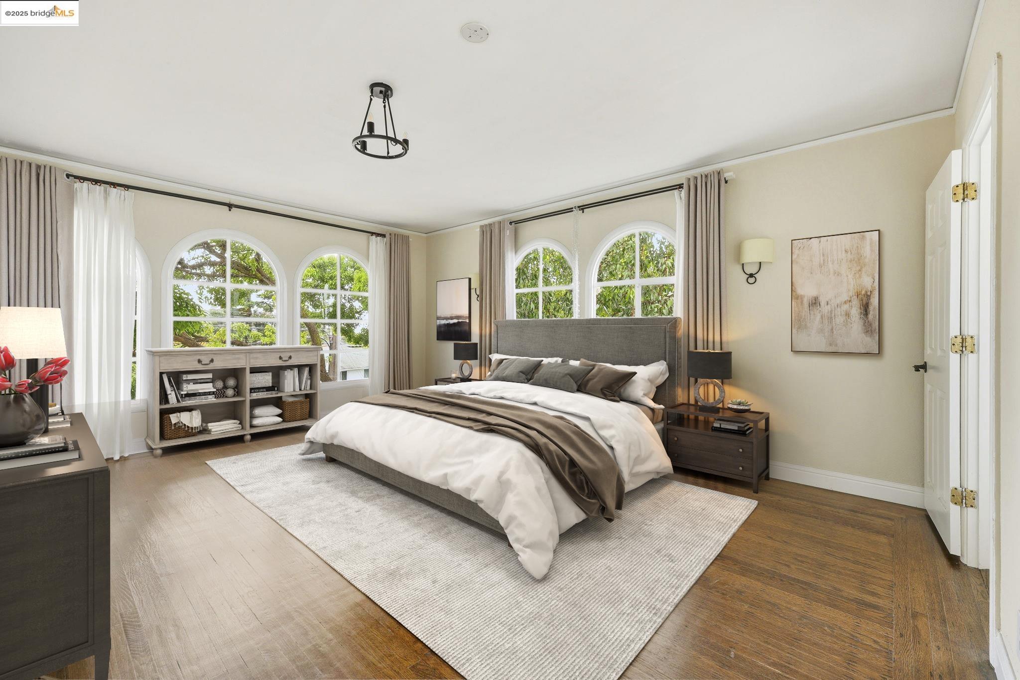 Detail Gallery Image 19 of 29 For 5449 Barrett Ave, El Cerrito,  CA 94530 - 4 Beds | 4/1 Baths