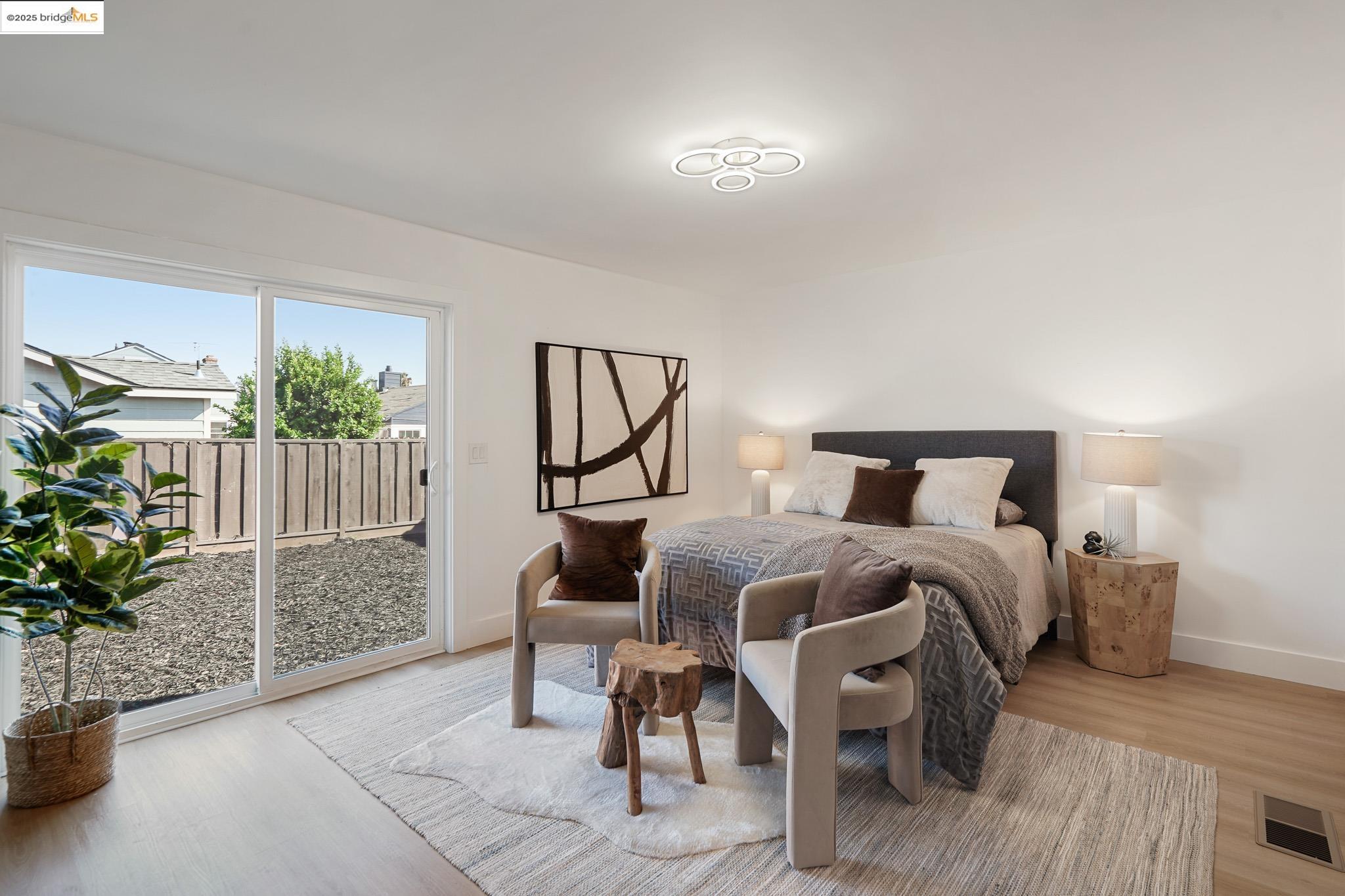 Detail Gallery Image 15 of 34 For 2644 77th Ave, Oakland,  CA 94605 - 3 Beds | 2 Baths