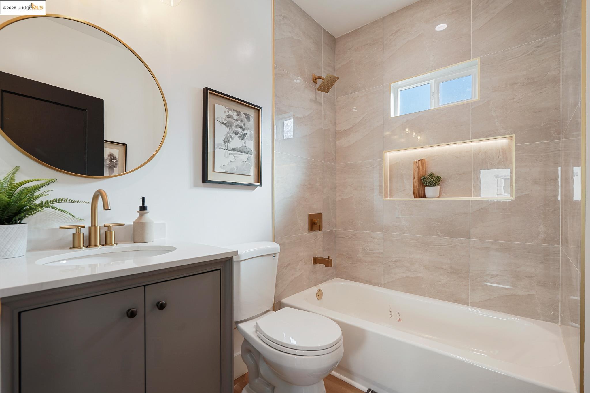 Detail Gallery Image 21 of 34 For 2644 77th Ave, Oakland,  CA 94605 - 3 Beds | 2 Baths