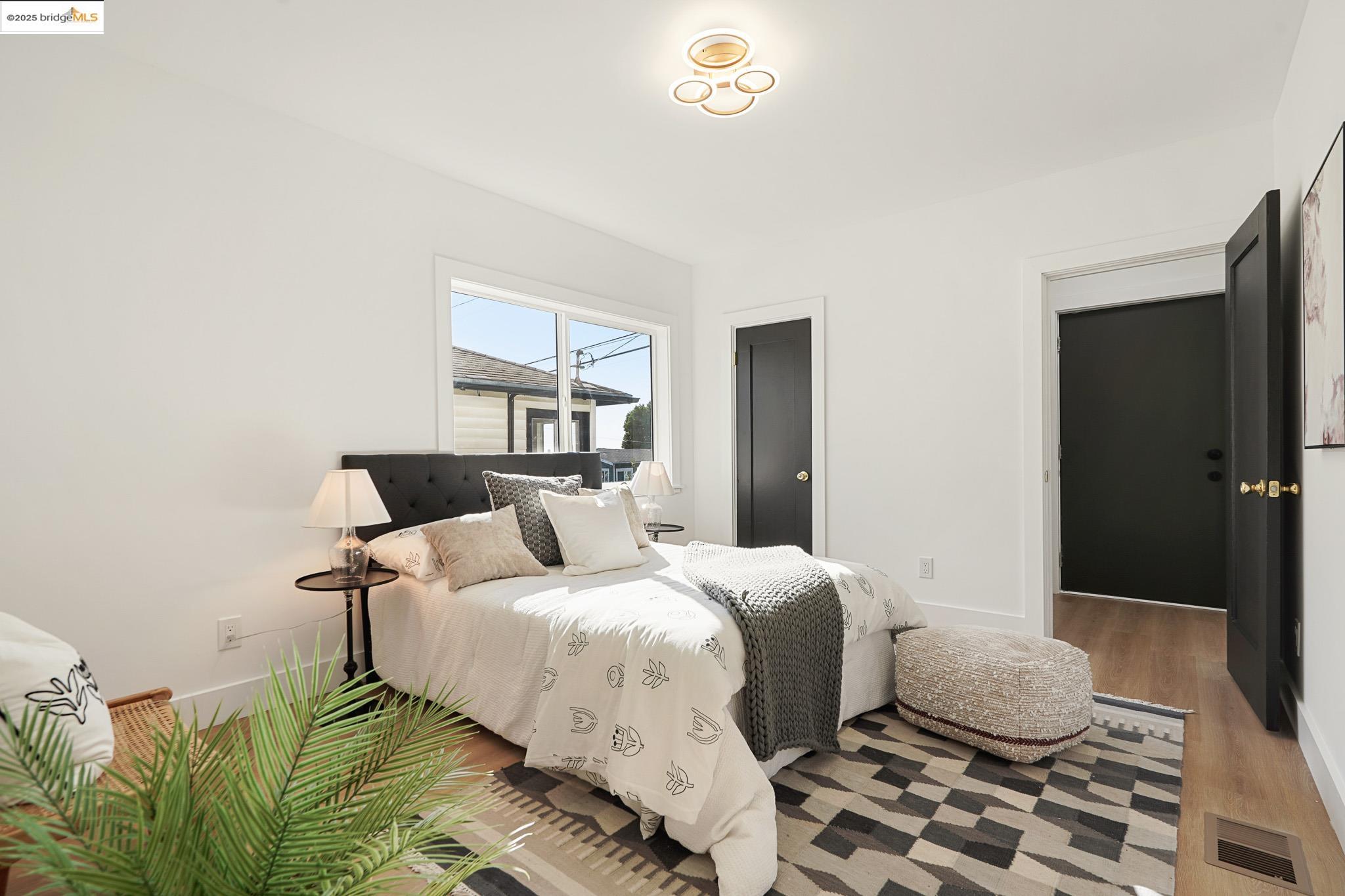 Detail Gallery Image 26 of 34 For 2644 77th Ave, Oakland,  CA 94605 - 3 Beds | 2 Baths