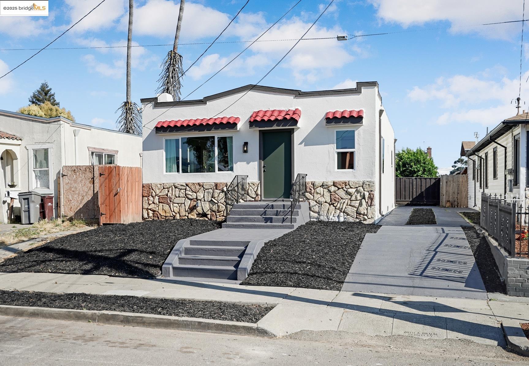 Detail Gallery Image 33 of 34 For 2644 77th Ave, Oakland,  CA 94605 - 3 Beds | 2 Baths