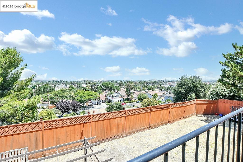 Detail Gallery Image 24 of 28 For 609 Lynn Ave, Antioch,  CA 94509 - 3 Beds | 2 Baths