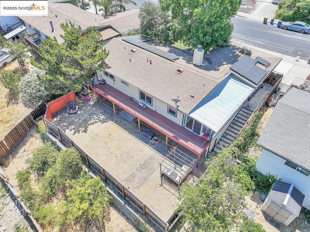 Detail Gallery Image 6 of 28 For 609 Lynn Ave, Antioch,  CA 94509 - 3 Beds | 2 Baths