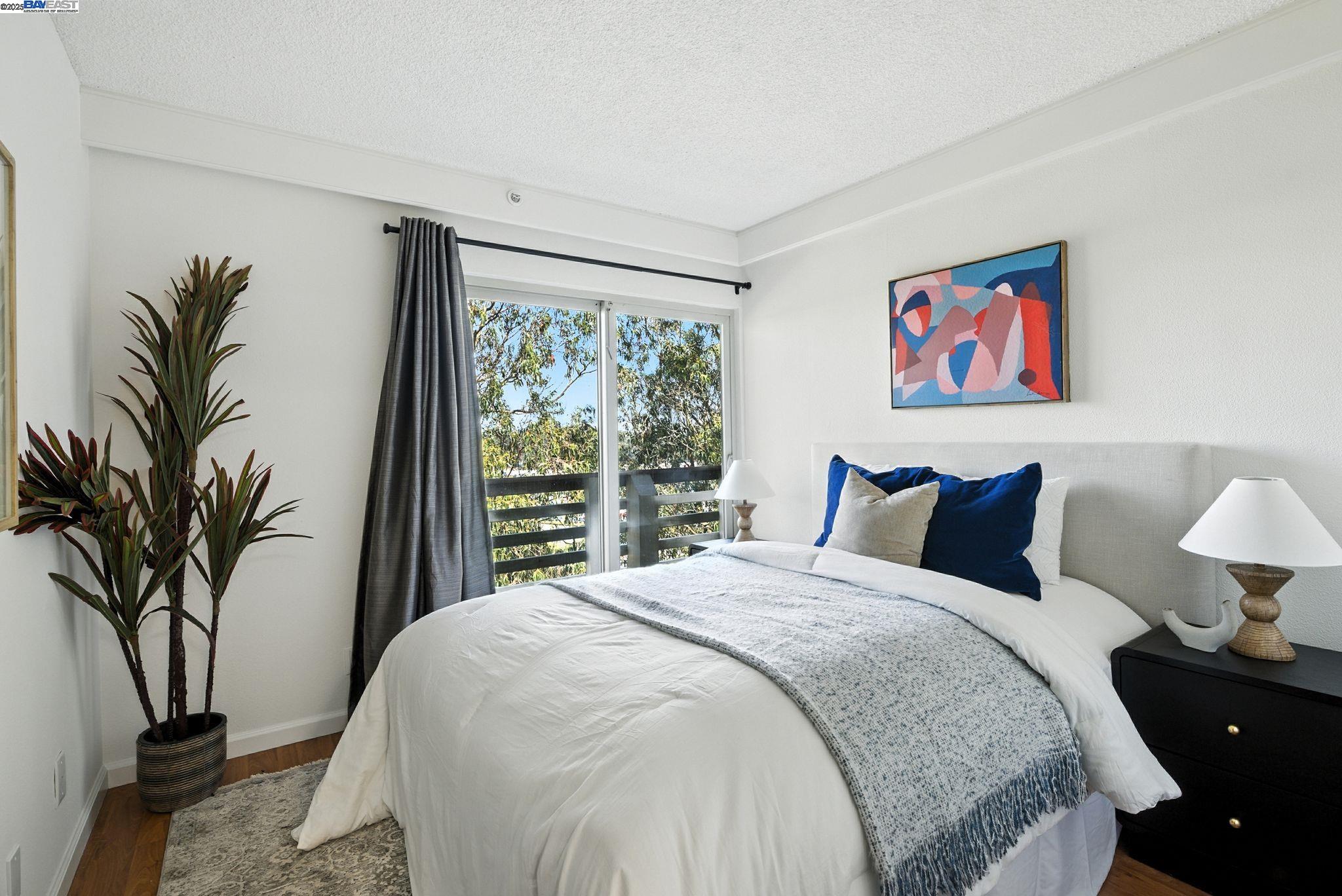 Detail Gallery Image 18 of 55 For 332 Philip Dr #303,  Daly City,  CA 94015 - 2 Beds | 2 Baths