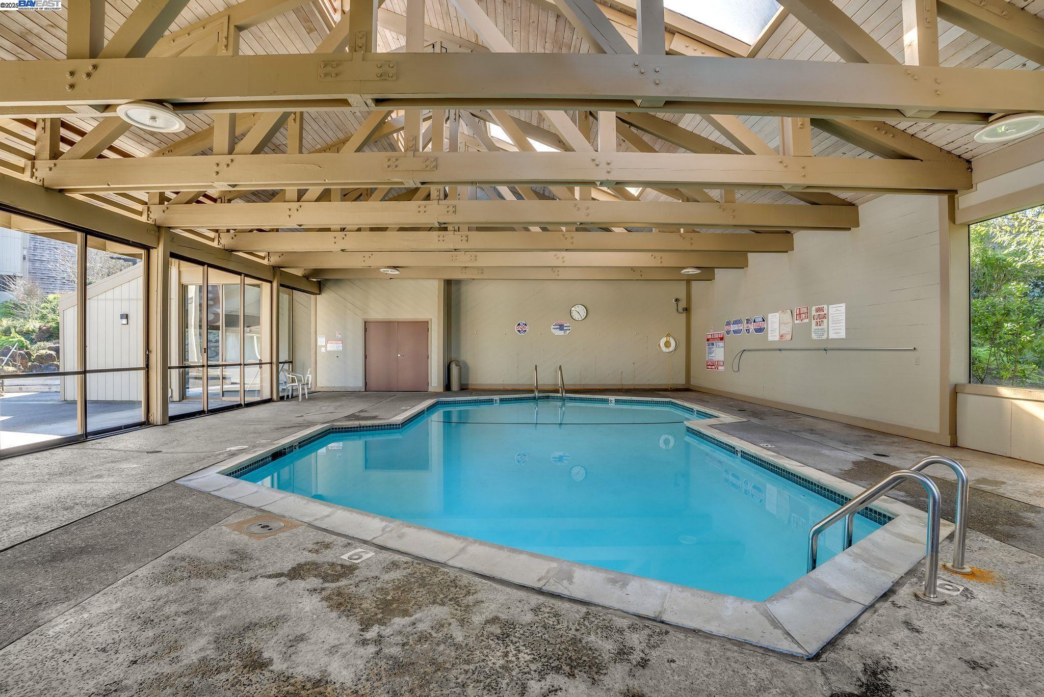 Detail Gallery Image 38 of 55 For 332 Philip Dr #303,  Daly City,  CA 94015 - 2 Beds | 2 Baths