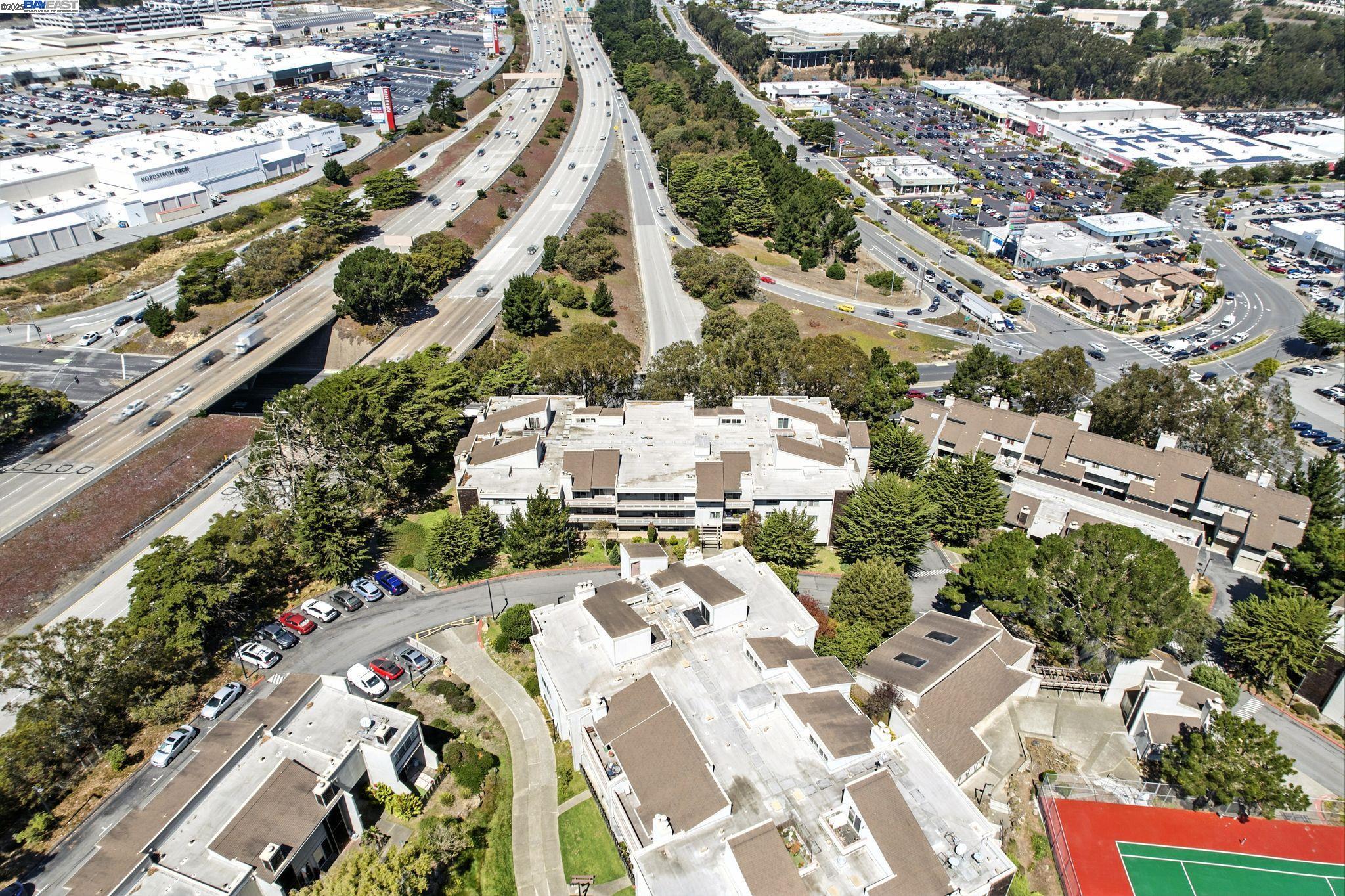 Detail Gallery Image 40 of 55 For 332 Philip Dr #303,  Daly City,  CA 94015 - 2 Beds | 2 Baths