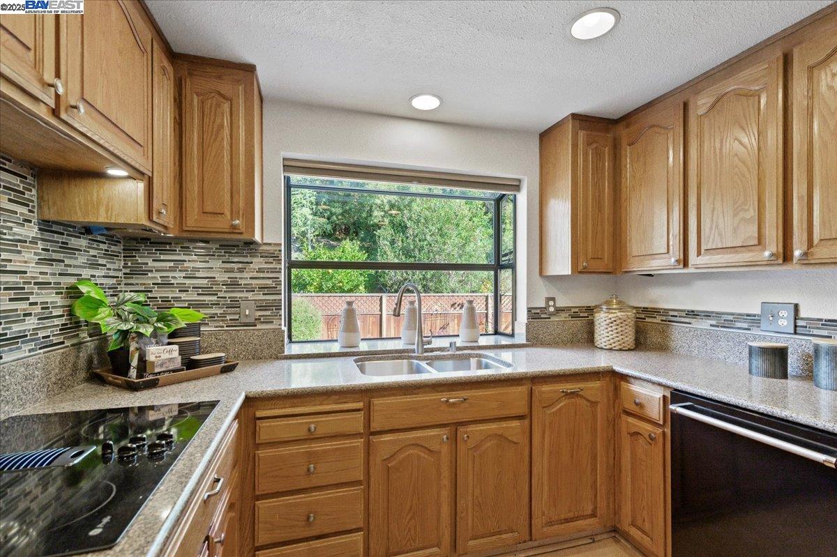 Photo #15: 41117753 Listing: Photo #15