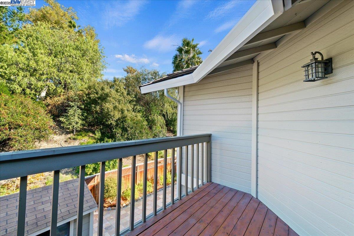 Detail Gallery Image 29 of 38 For 984 Waverly Cmn, Livermore,  CA 94551 - 3 Beds | 2/1 Baths