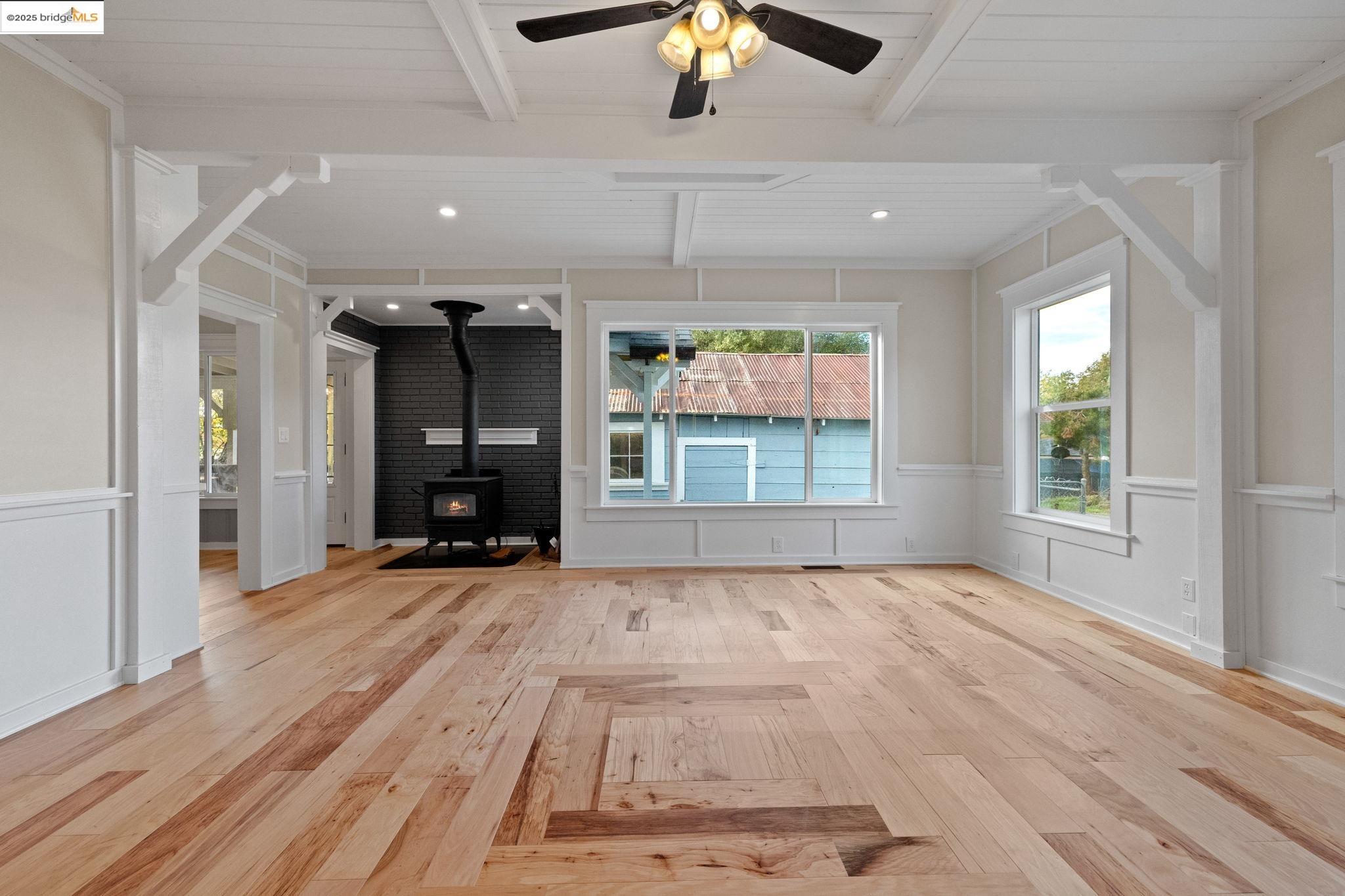 Detail Gallery Image 14 of 31 For 18527 Crocker, Tuolumne,  CA 95379 - 4 Beds | 2 Baths