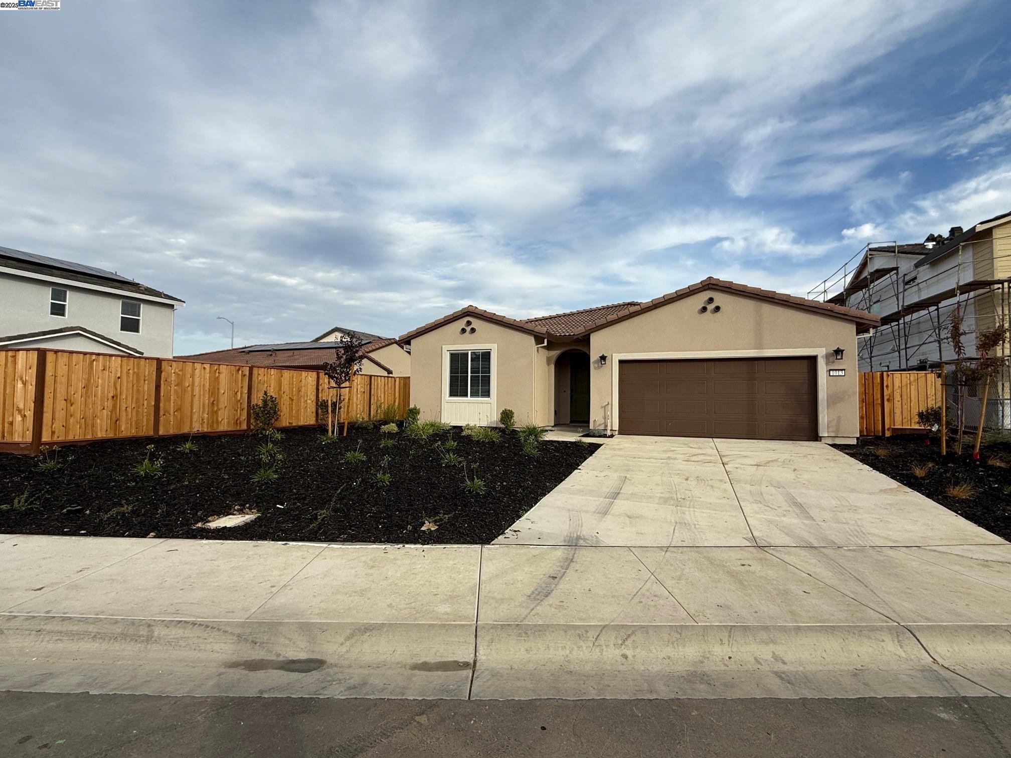 Front Image Thumbnail for BE41117760