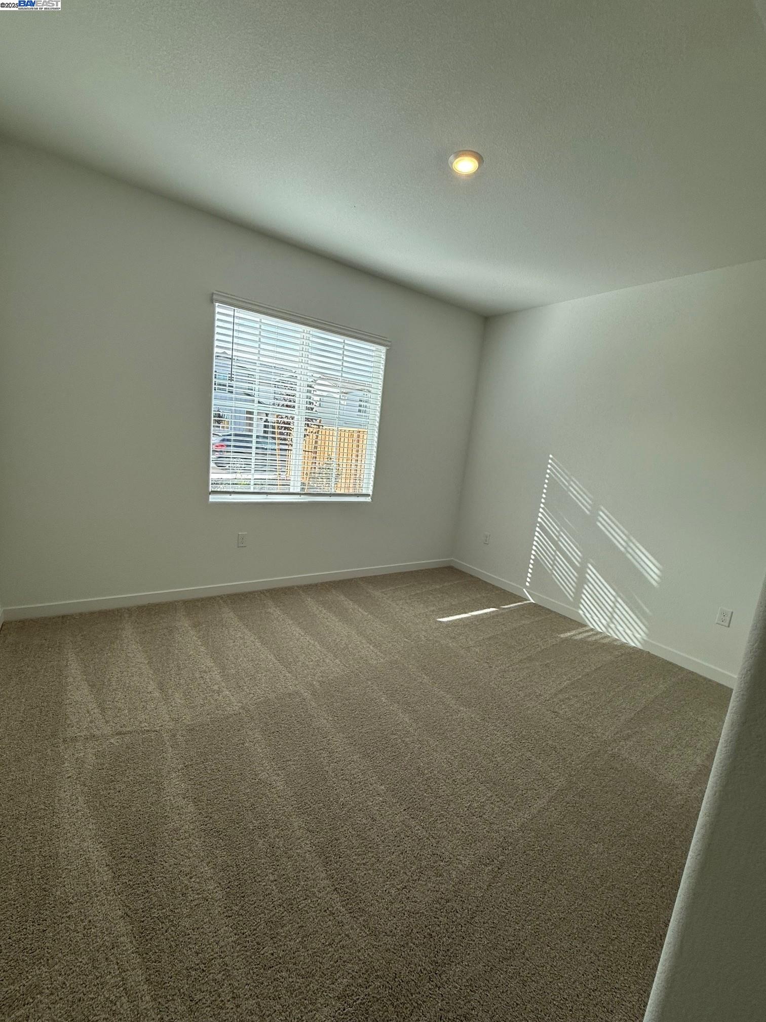 Detail Gallery Image 14 of 16 For 1013 Bluebell Circle, Discovery Bay,  CA 94505-9376 - 3 Beds | 2 Baths