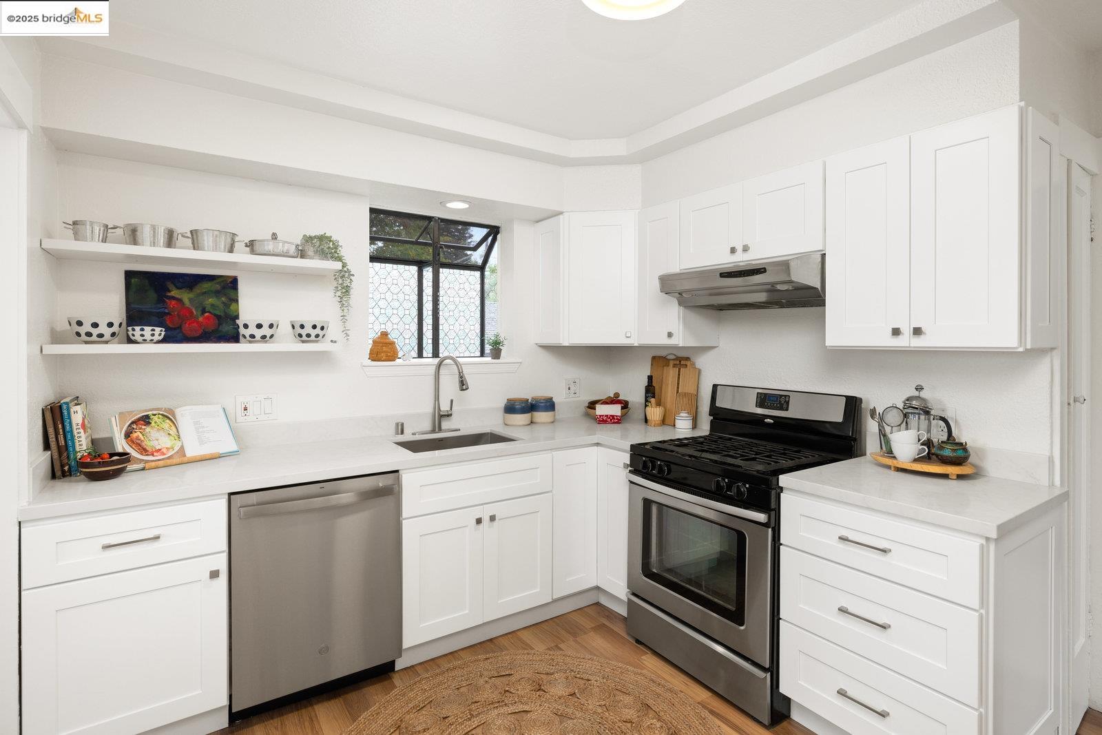 Detail Gallery Image 22 of 56 For 20342 Concord Ave, Hayward,  CA 94541 - 4 Beds | 3 Baths