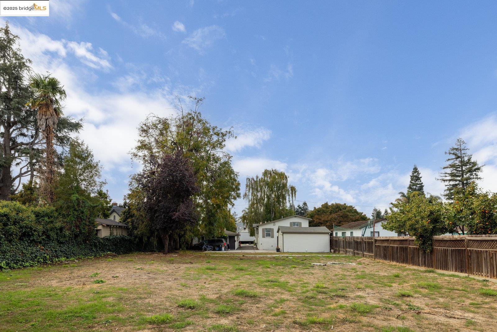 Detail Gallery Image 38 of 56 For 20342 Concord Ave, Hayward,  CA 94541 - 4 Beds | 3 Baths