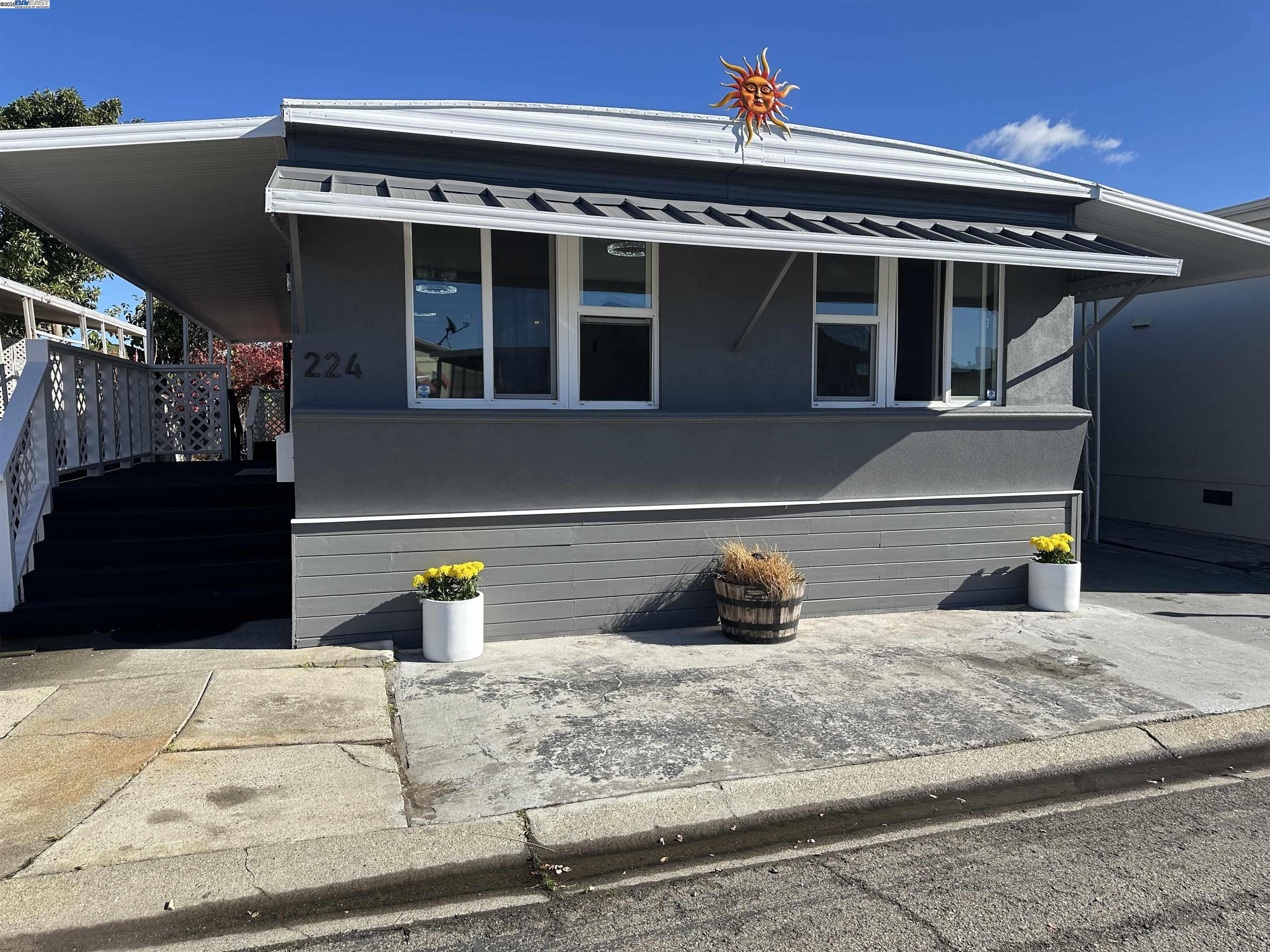 Front Image Thumbnail for BE41117767