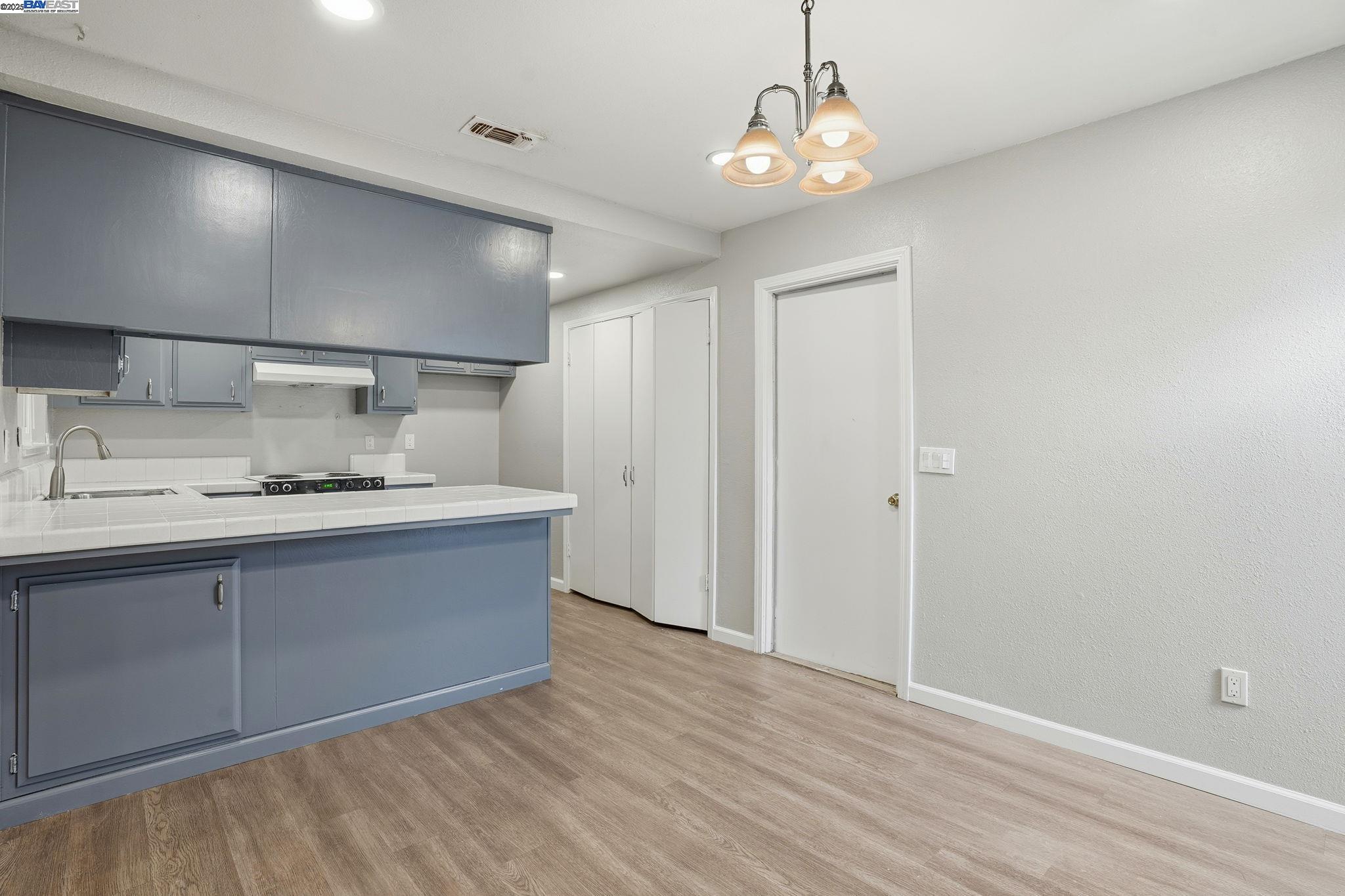 Detail Gallery Image 14 of 36 For 1728- 1730 Silver Creek Circle, Stockton,  CA 95207 - – Beds | – Baths