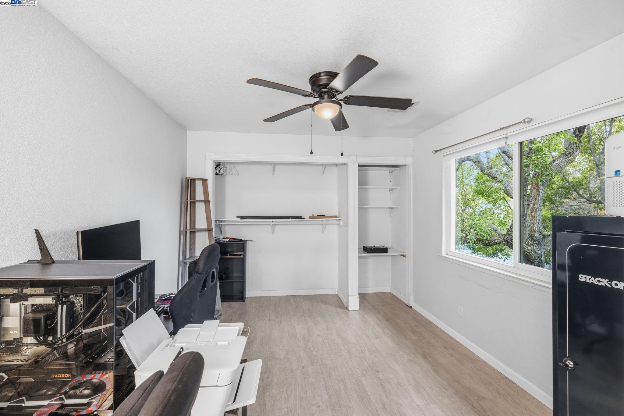 Detail Gallery Image 24 of 31 For 801 Nash Rd #G4,  Hollister,  CA 95023 - 3 Beds | 2/1 Baths