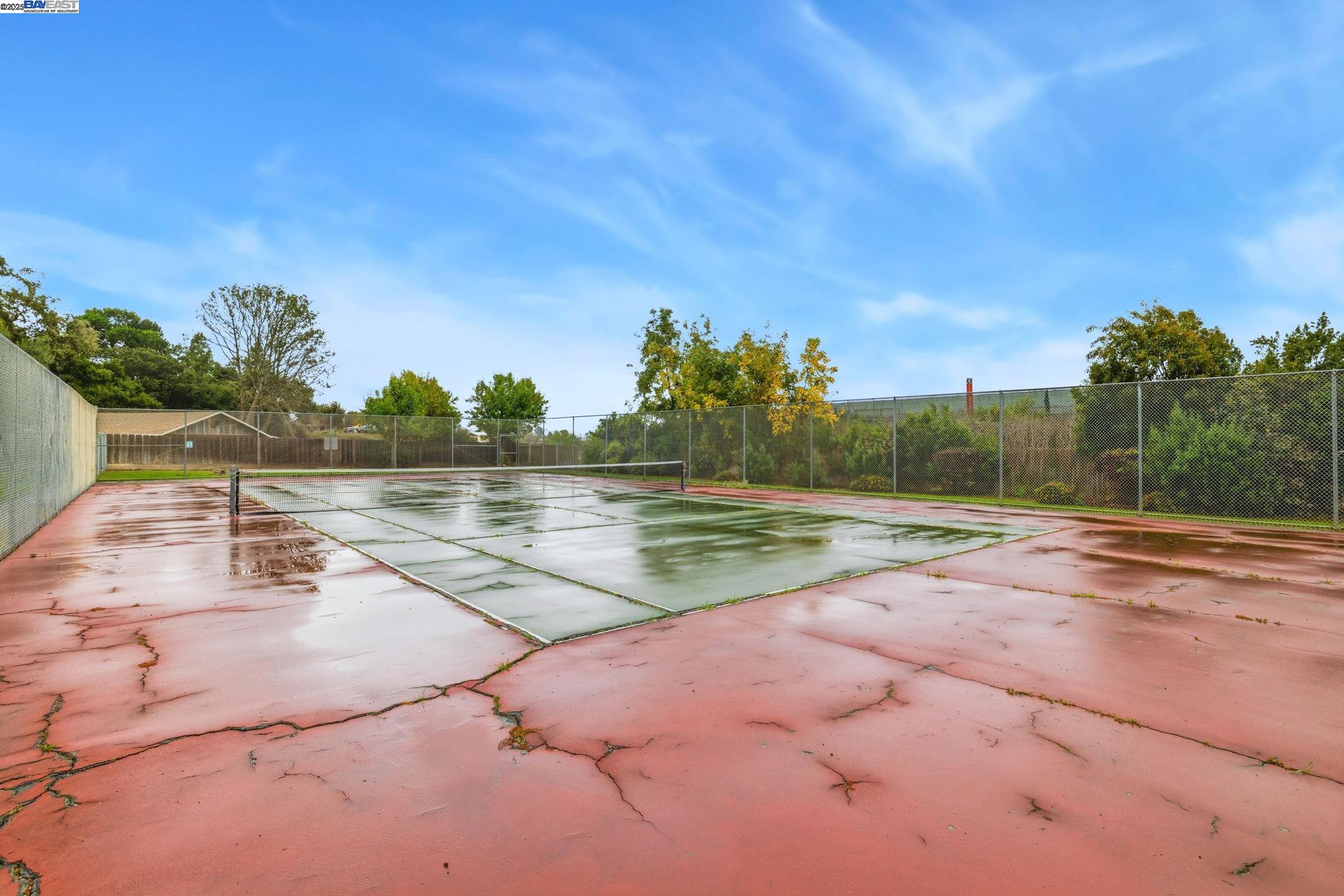 Detail Gallery Image 28 of 31 For 801 Nash Rd #G4,  Hollister,  CA 95023 - 3 Beds | 2/1 Baths