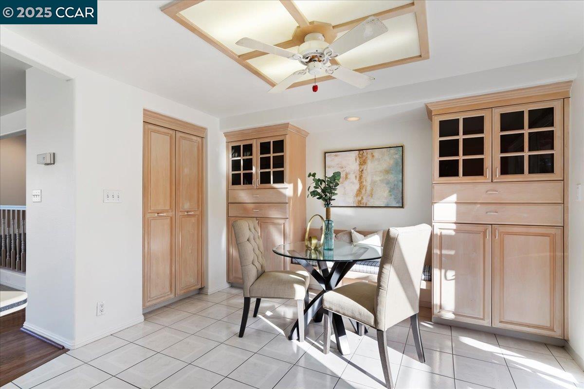 Detail Gallery Image 17 of 51 For 207 Midway Dr, Martinez,  CA 94553 - 4 Beds | 3 Baths