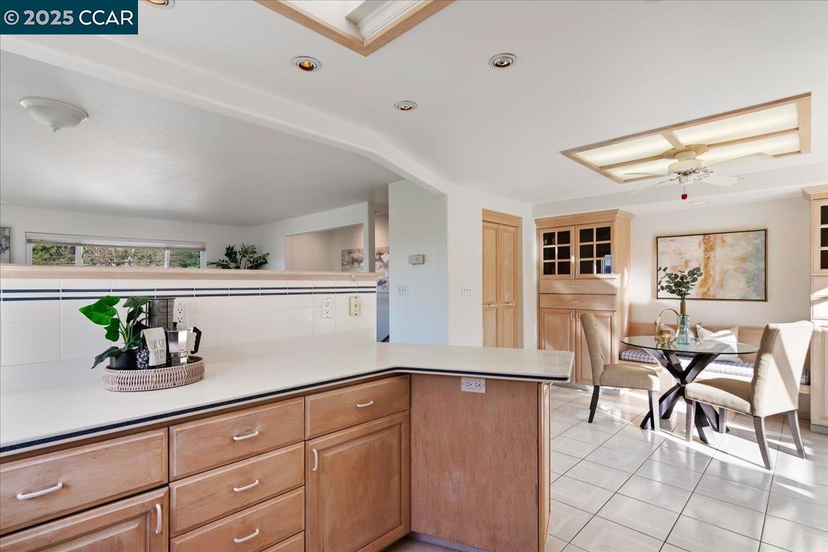 Detail Gallery Image 19 of 51 For 207 Midway Dr, Martinez,  CA 94553 - 4 Beds | 3 Baths