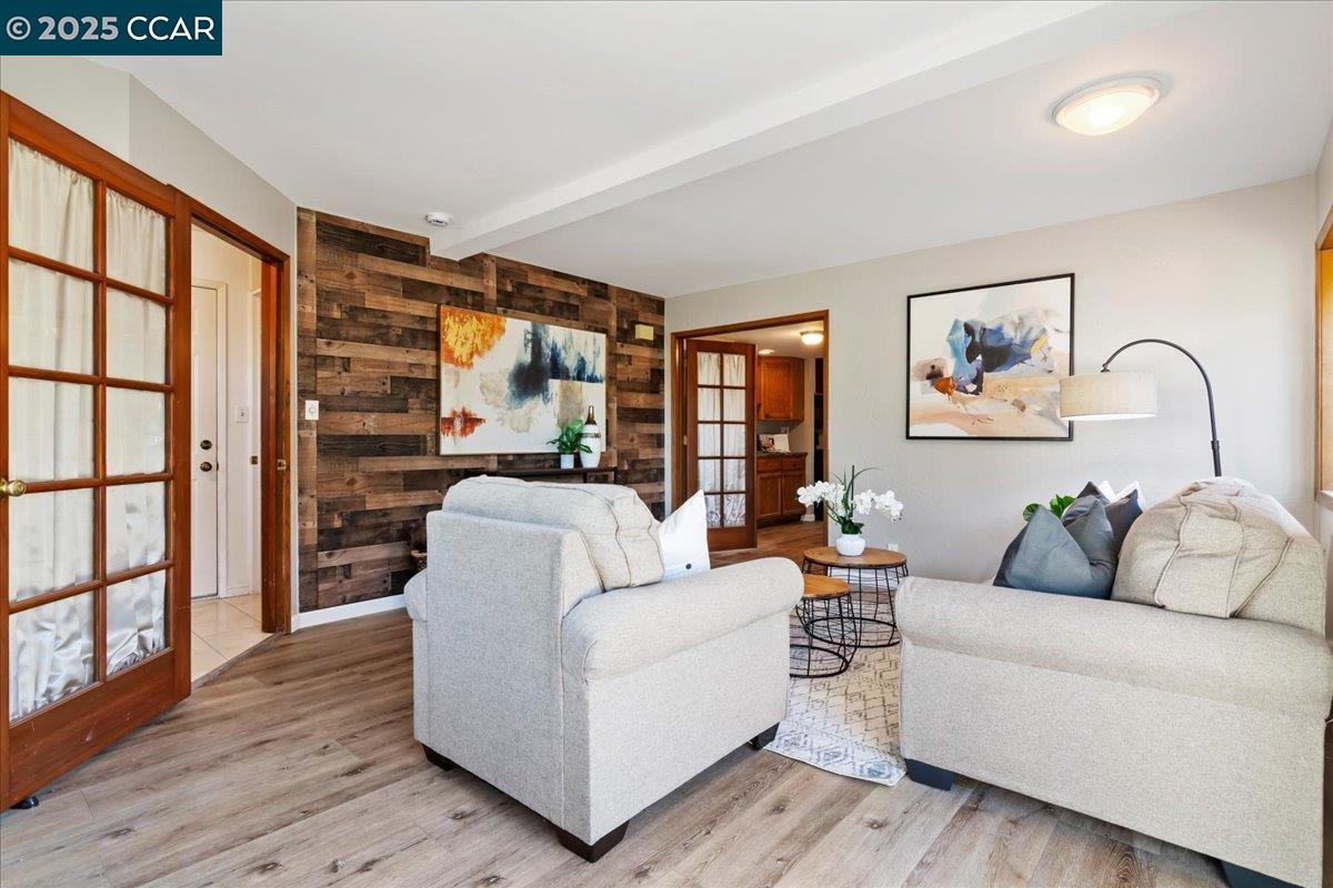 Detail Gallery Image 28 of 51 For 207 Midway Dr, Martinez,  CA 94553 - 4 Beds | 3 Baths