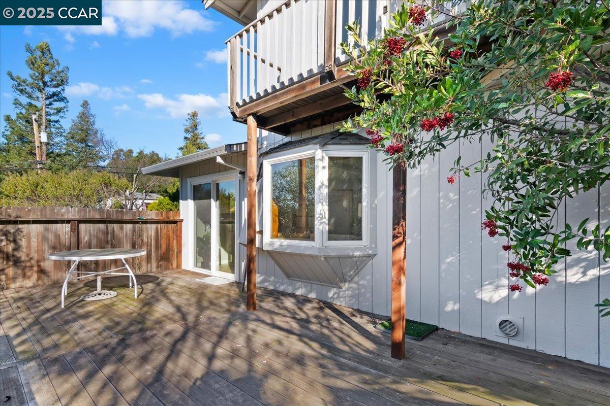 Detail Gallery Image 40 of 51 For 207 Midway Dr, Martinez,  CA 94553 - 4 Beds | 3 Baths