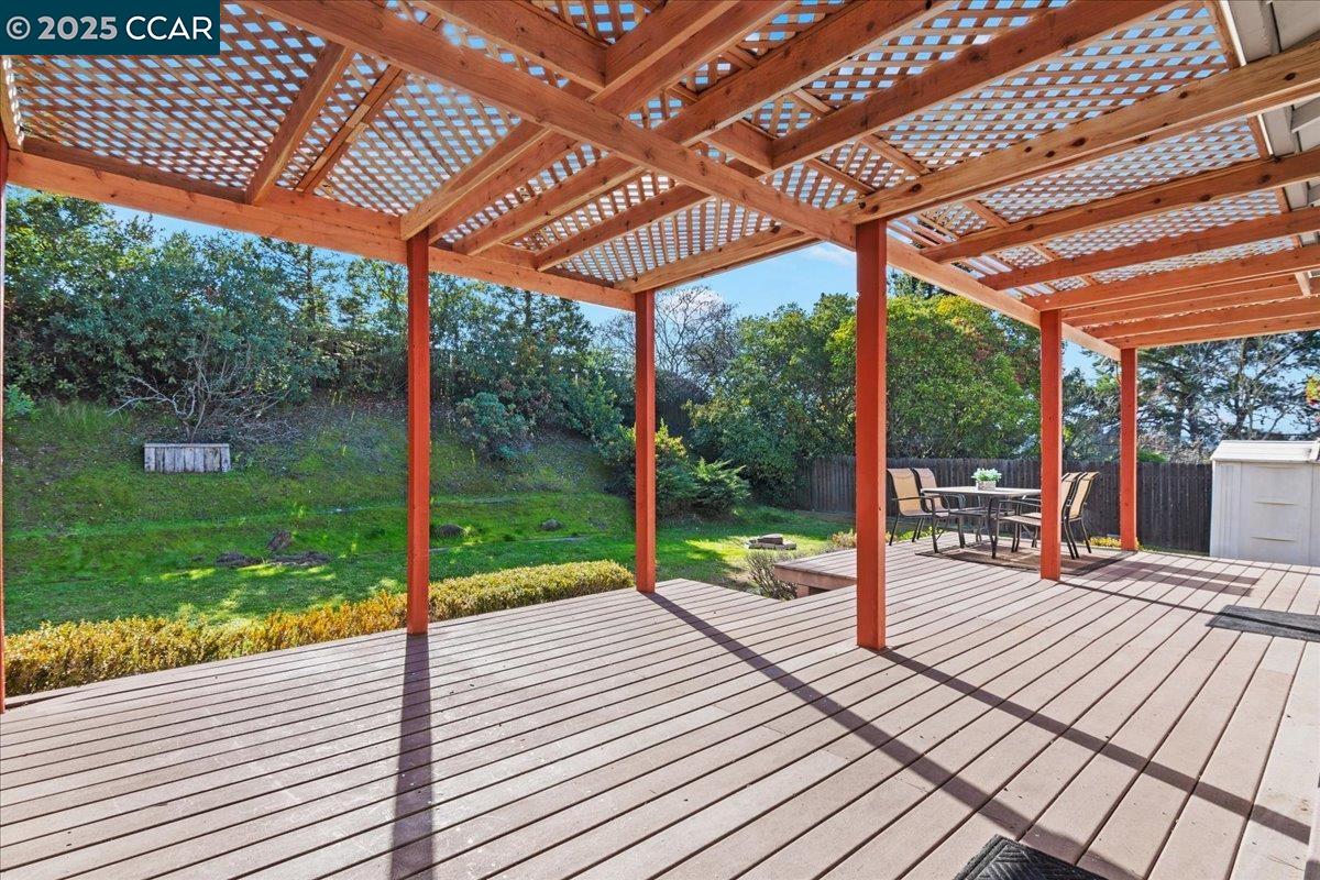 Detail Gallery Image 44 of 51 For 207 Midway Dr, Martinez,  CA 94553 - 4 Beds | 3 Baths