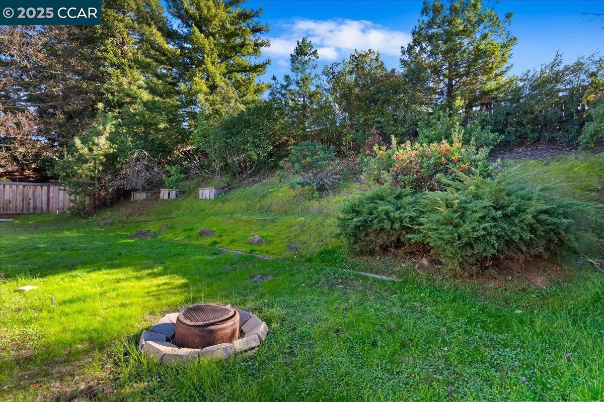 Detail Gallery Image 45 of 51 For 207 Midway Dr, Martinez,  CA 94553 - 4 Beds | 3 Baths