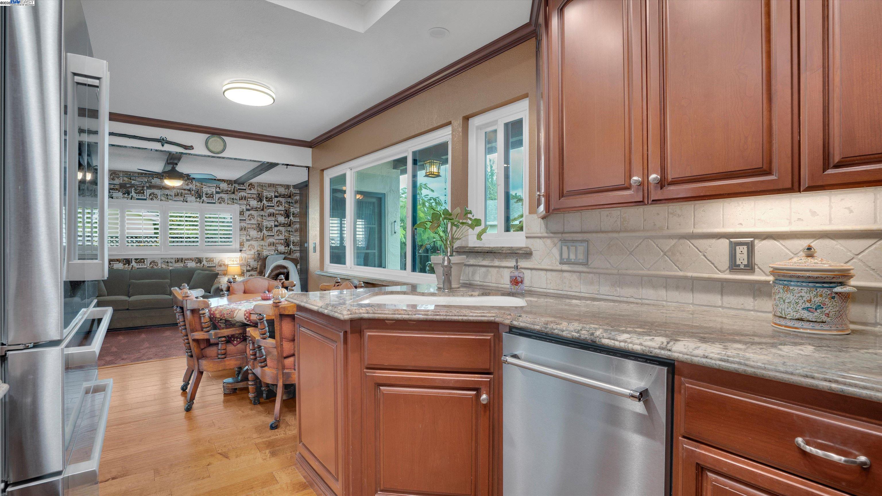 Detail Gallery Image 13 of 41 For 35272 Gawain Court, Fremont,  CA 94536 - 3 Beds | 2 Baths