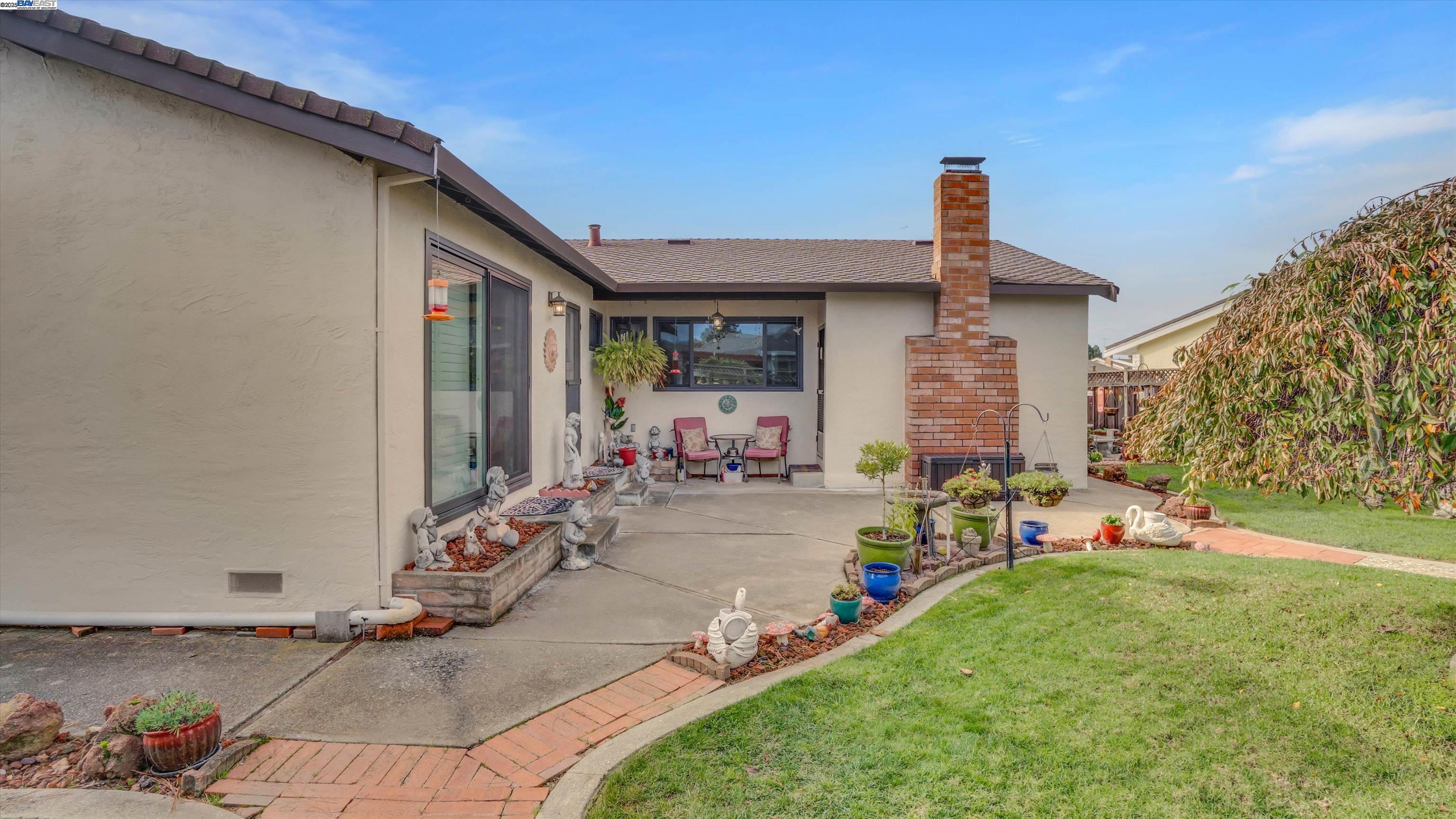 Detail Gallery Image 25 of 41 For 35272 Gawain Court, Fremont,  CA 94536 - 3 Beds | 2 Baths