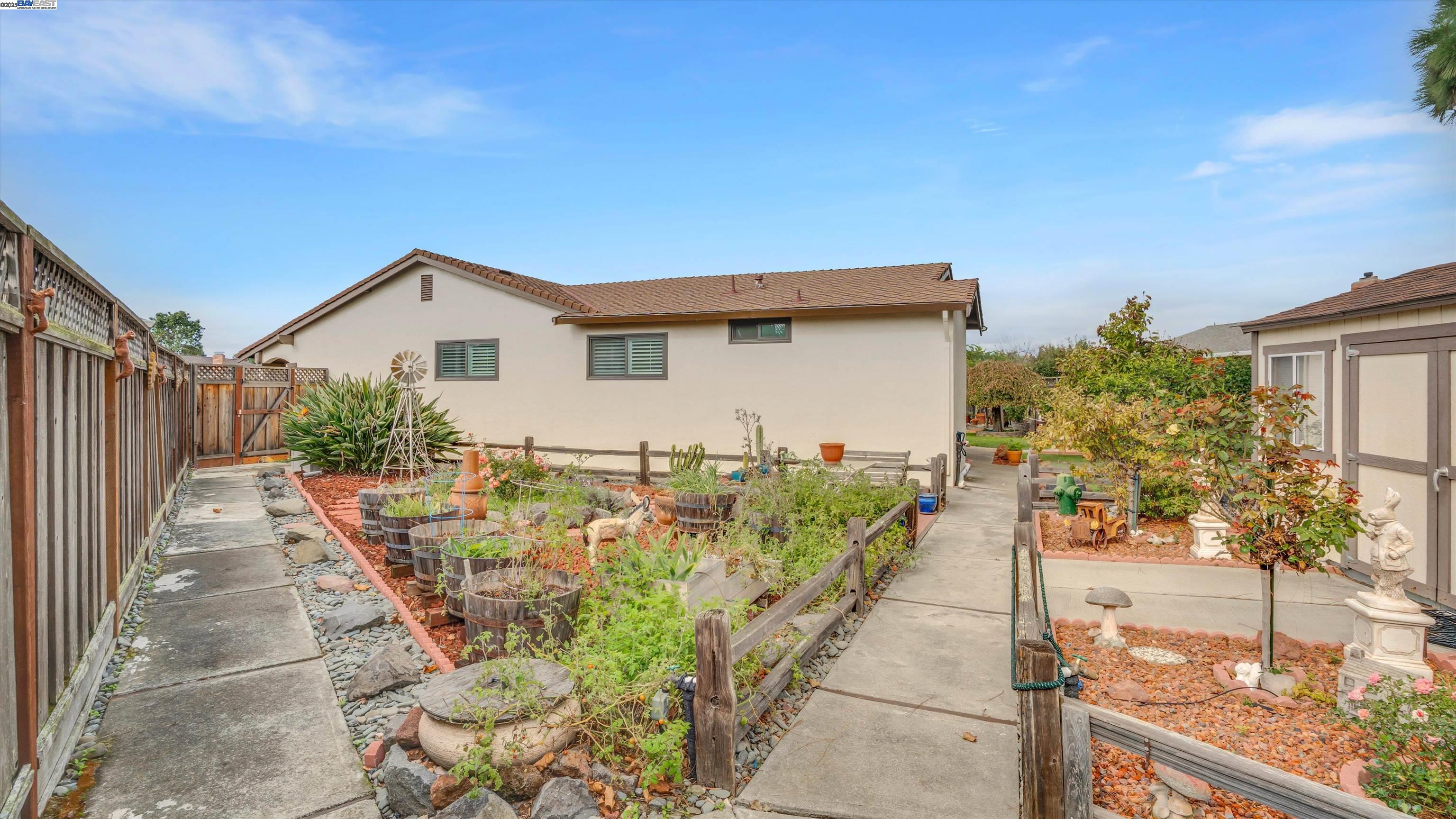 Detail Gallery Image 32 of 41 For 35272 Gawain Court, Fremont,  CA 94536 - 3 Beds | 2 Baths