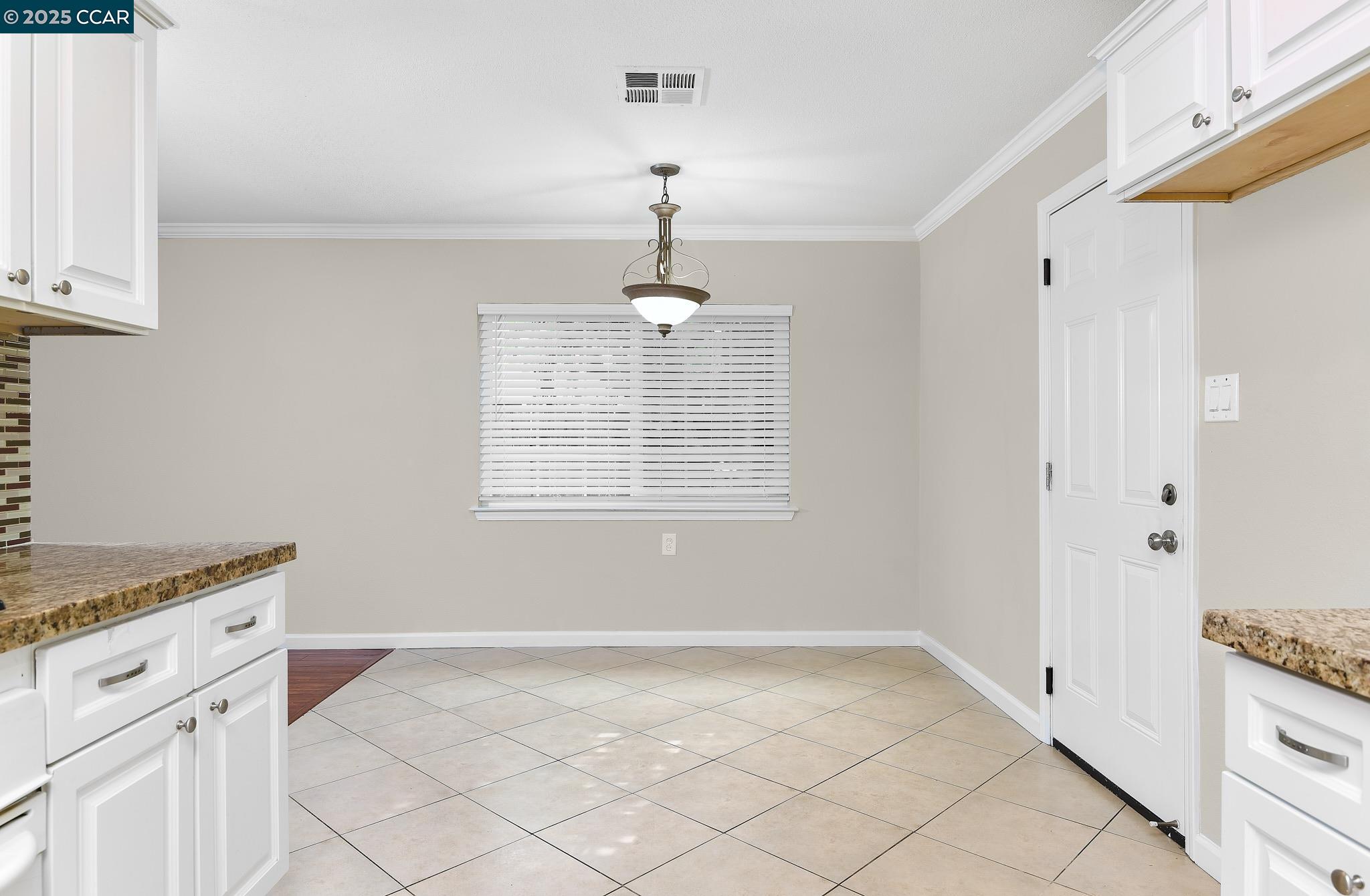 Detail Gallery Image 4 of 19 For 7609 22nd St, Sacramento,  CA 95832 - 4 Beds | 2 Baths