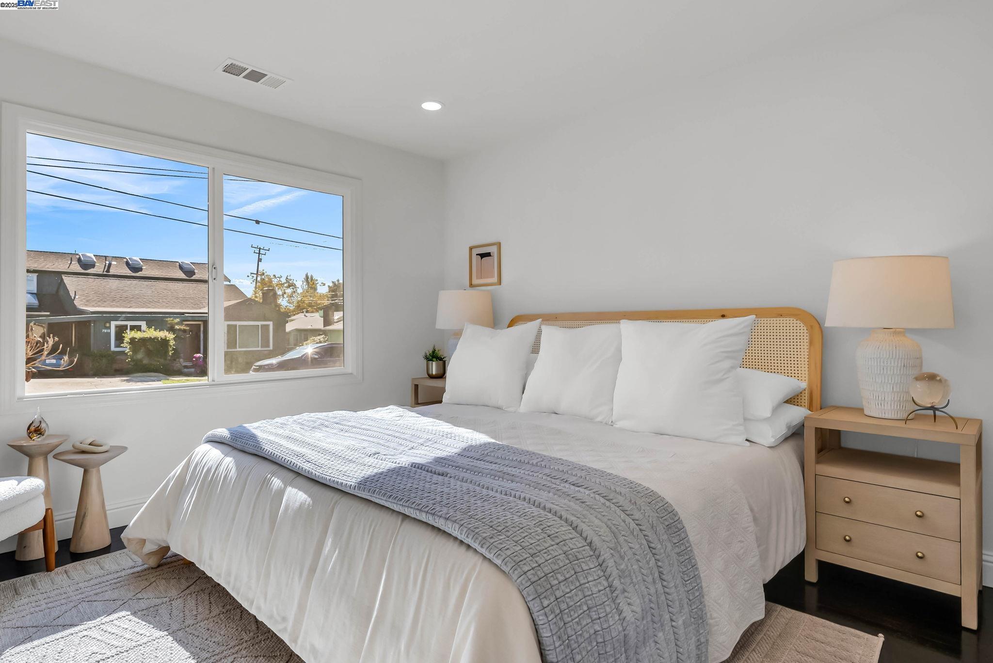 Detail Gallery Image 25 of 59 For 7007 Manila Ave, El Cerrito,  CA 94530 - 3 Beds | 1 Baths