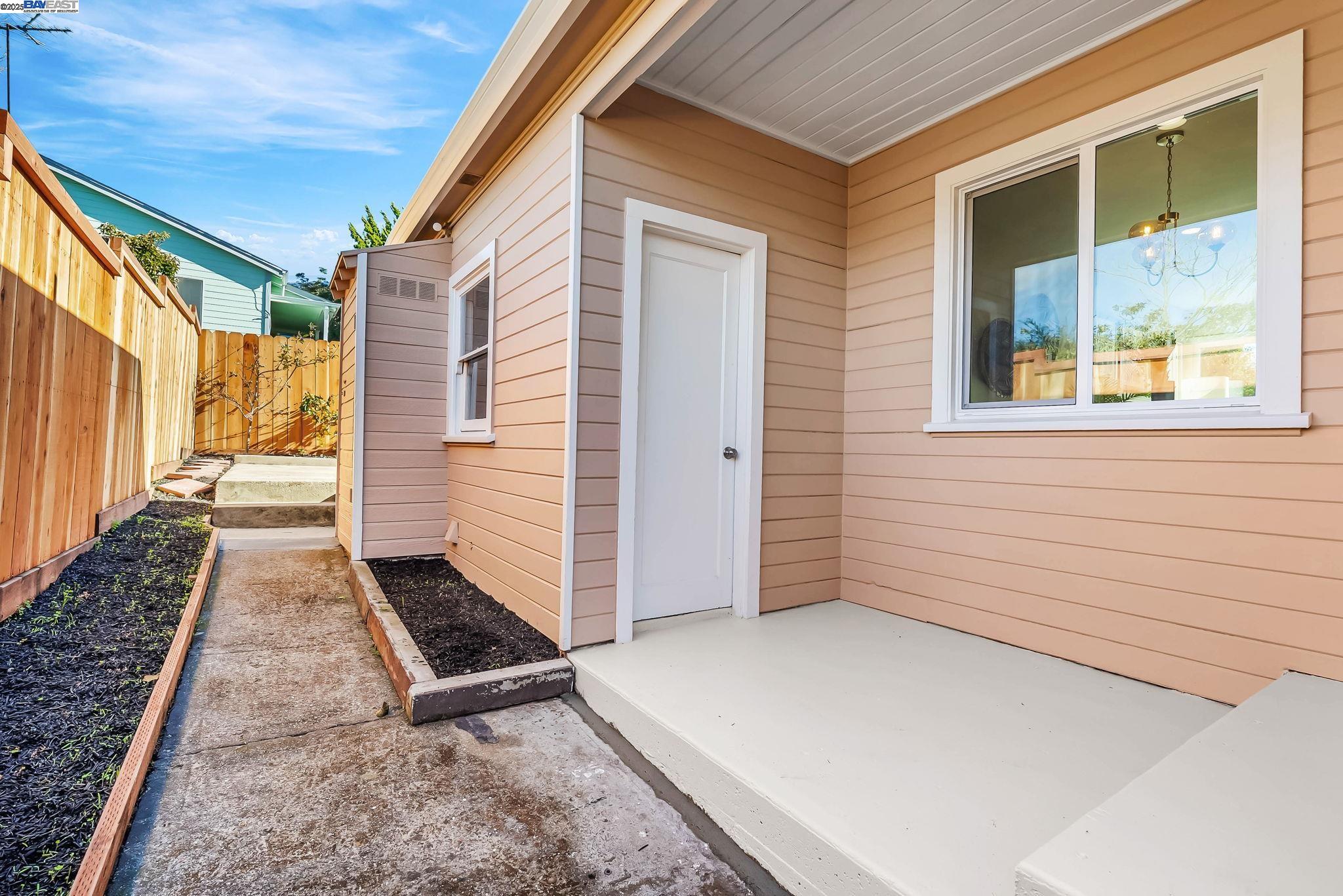 Detail Gallery Image 42 of 59 For 7007 Manila Ave, El Cerrito,  CA 94530 - 3 Beds | 1 Baths