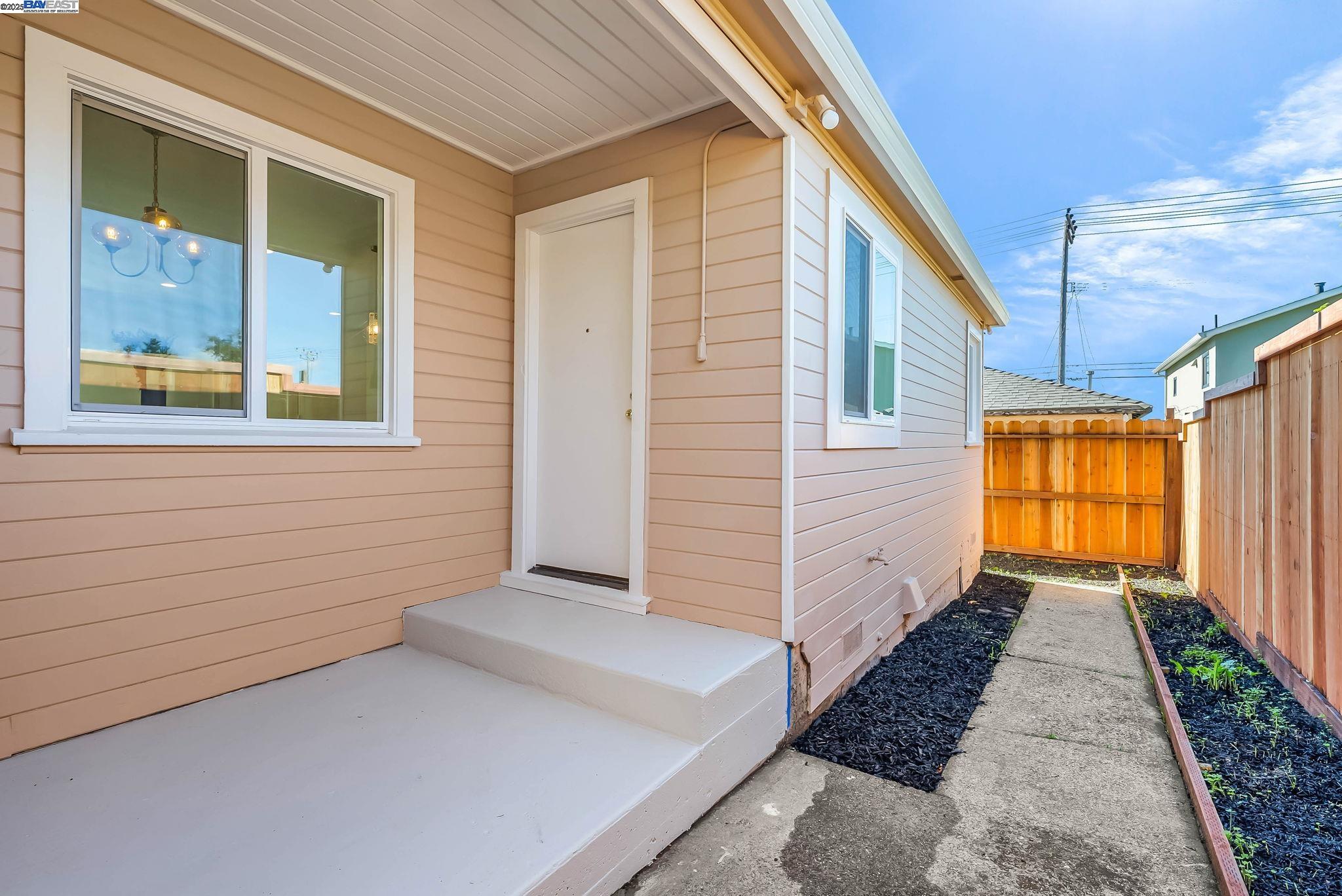 Detail Gallery Image 43 of 59 For 7007 Manila Ave, El Cerrito,  CA 94530 - 3 Beds | 1 Baths