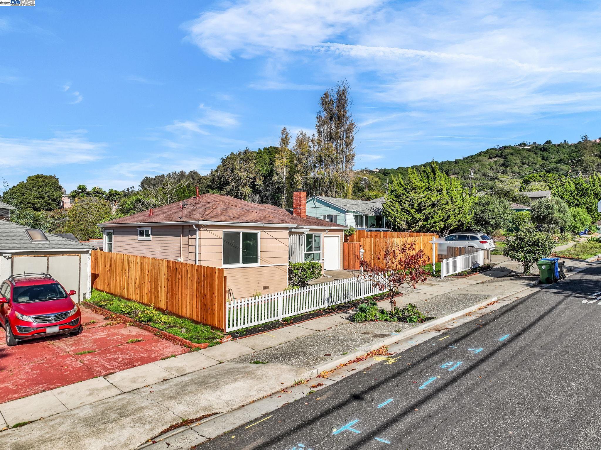 Detail Gallery Image 51 of 59 For 7007 Manila Ave, El Cerrito,  CA 94530 - 3 Beds | 1 Baths