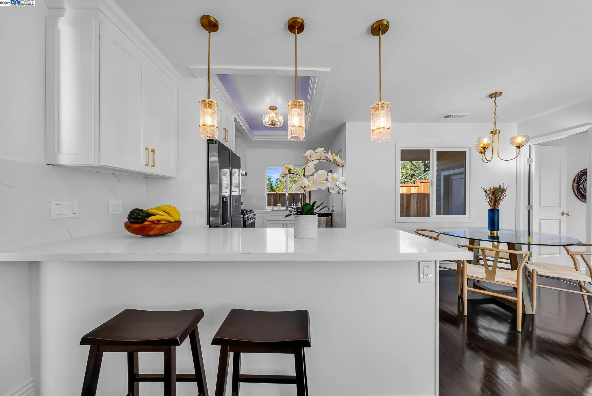 Detail Gallery Image 8 of 59 For 7007 Manila Ave, El Cerrito,  CA 94530 - 3 Beds | 1 Baths