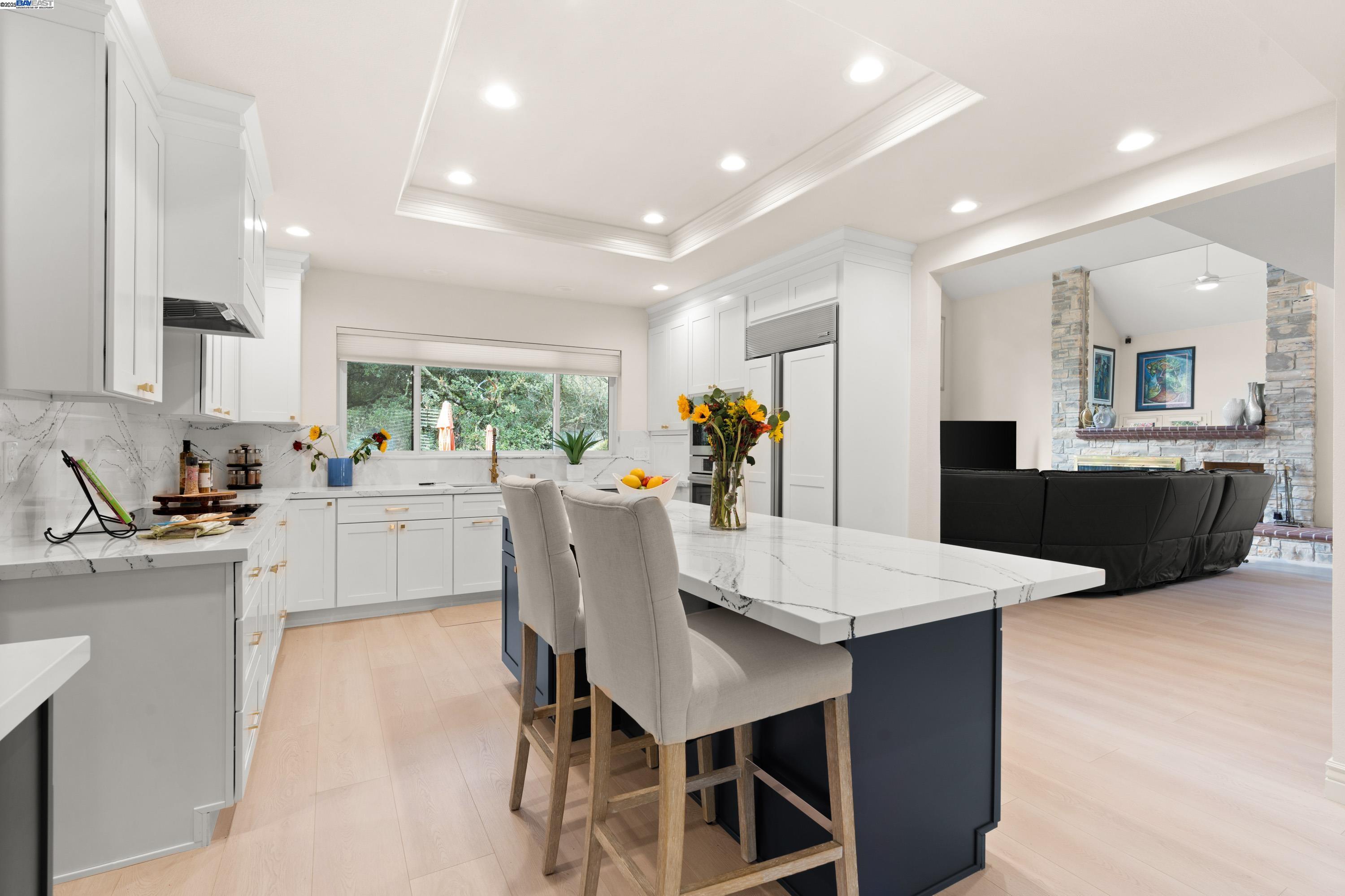 Detail Gallery Image 11 of 41 For 3146 Blackhawk Meadow Dr, Danville,  CA 94506 - 5 Beds | 4 Baths